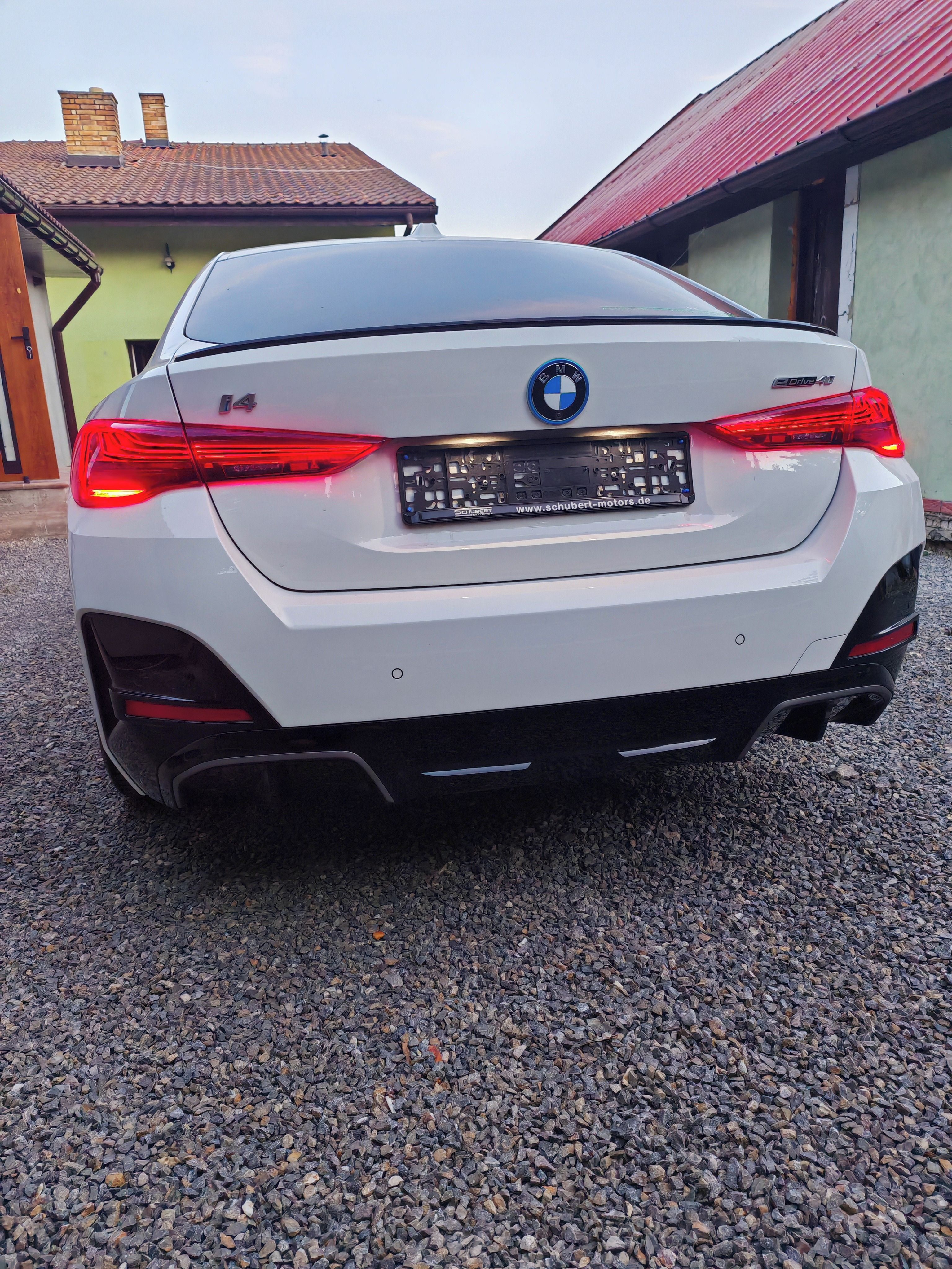 BMW i4, BMW I4 Facelift eDrive 40 - fotka 3