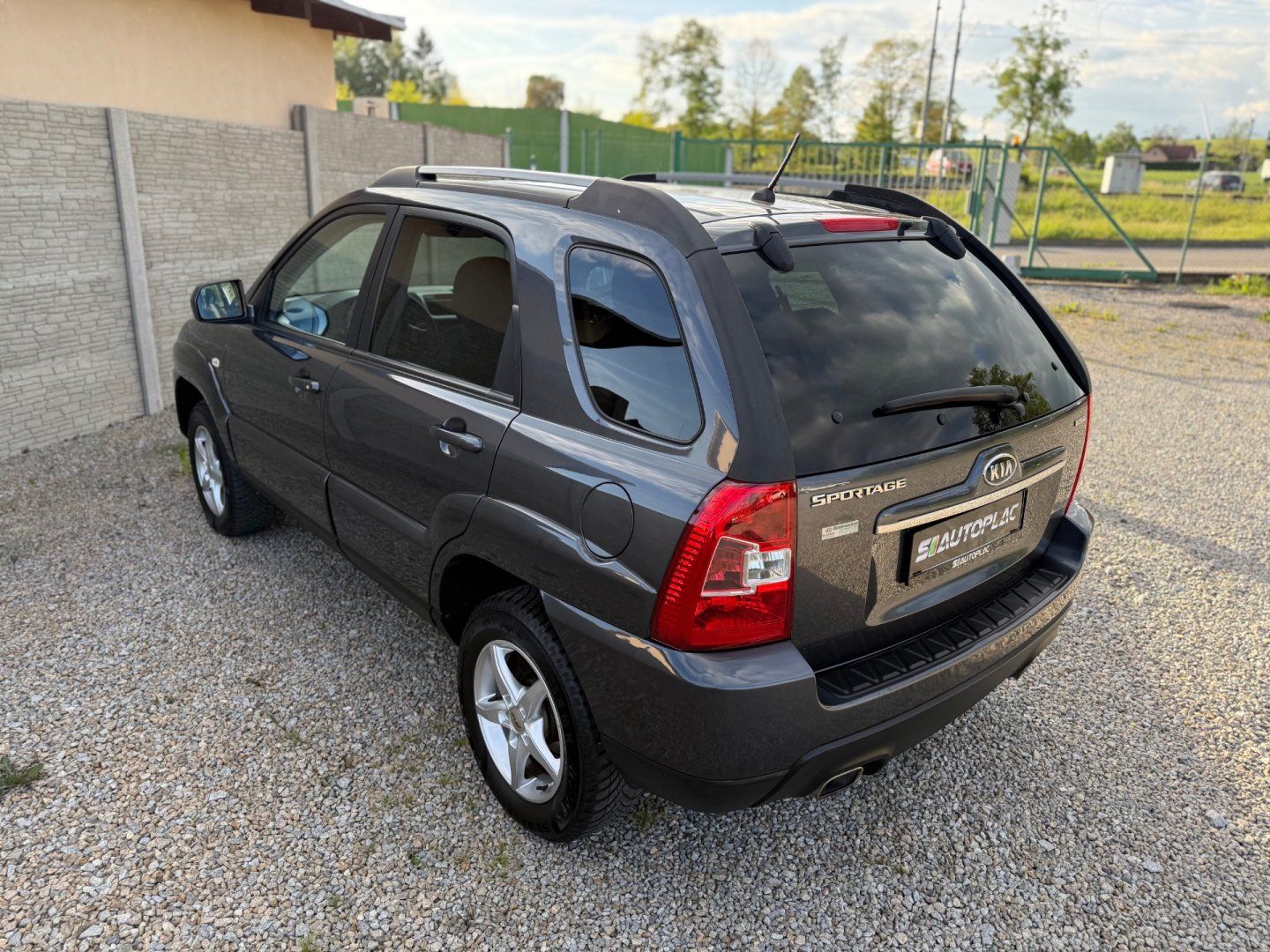 Kia Sportage, 2.0 i 104KW Active Pilot - fotka 6