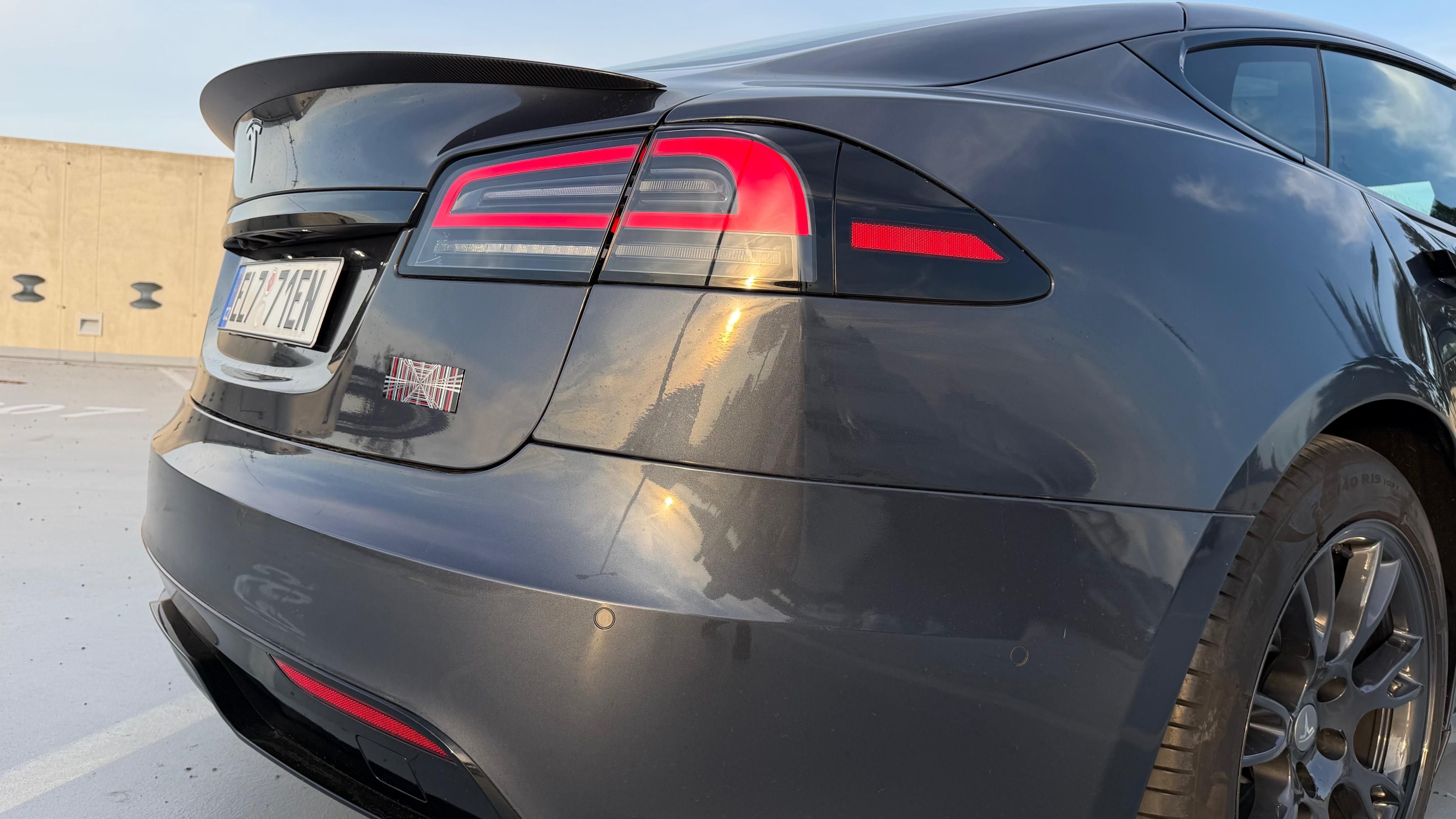 Tesla Model S, PLAID 1020k 1420Nm Yoke - fotka 3