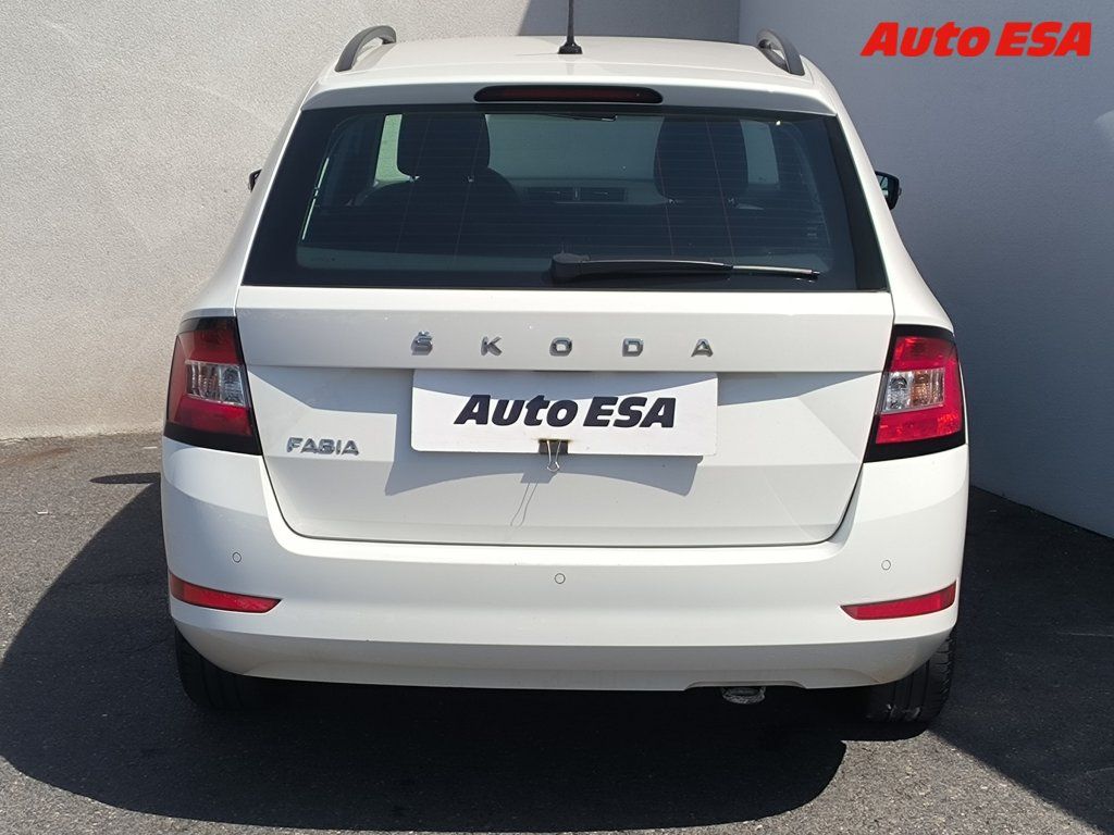 Škoda Fabia, 1.0 TSi - fotka 5