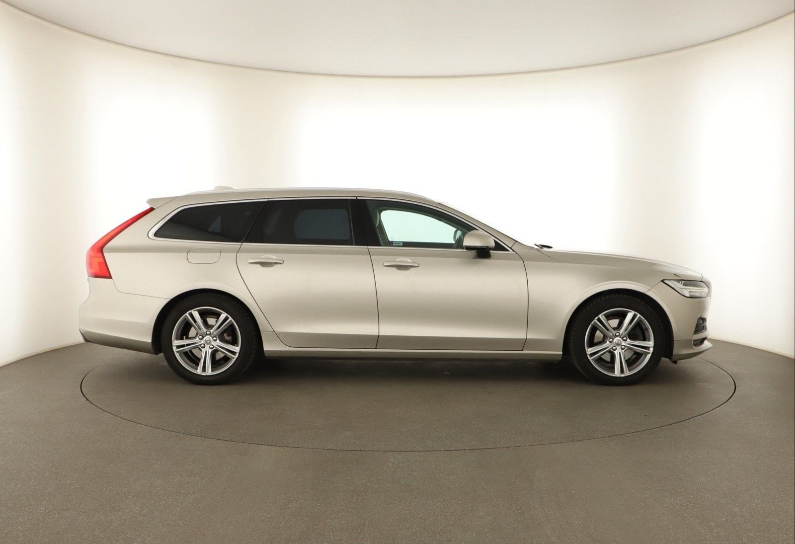 Volvo V90, D5 AWD, 4X4, Automat, Kůže - fotka 6