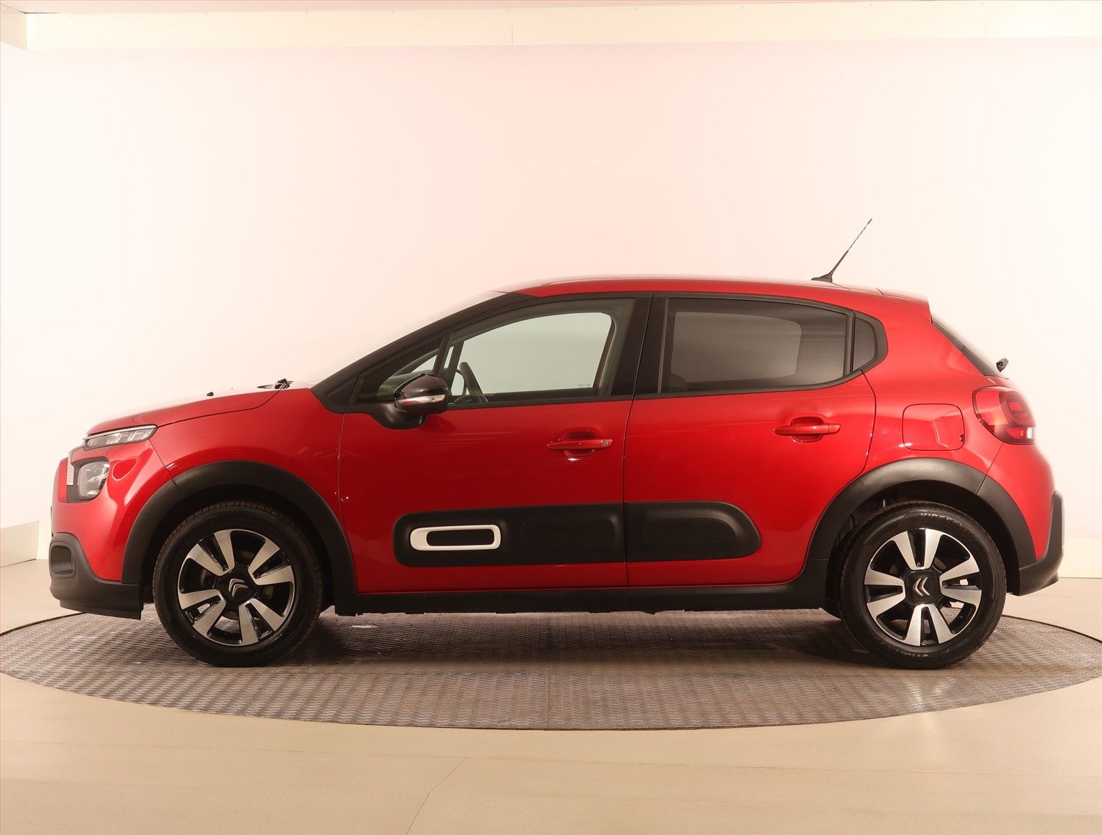 Citroën C3, 1.2 PureTech, Shine, Automat - fotka 3