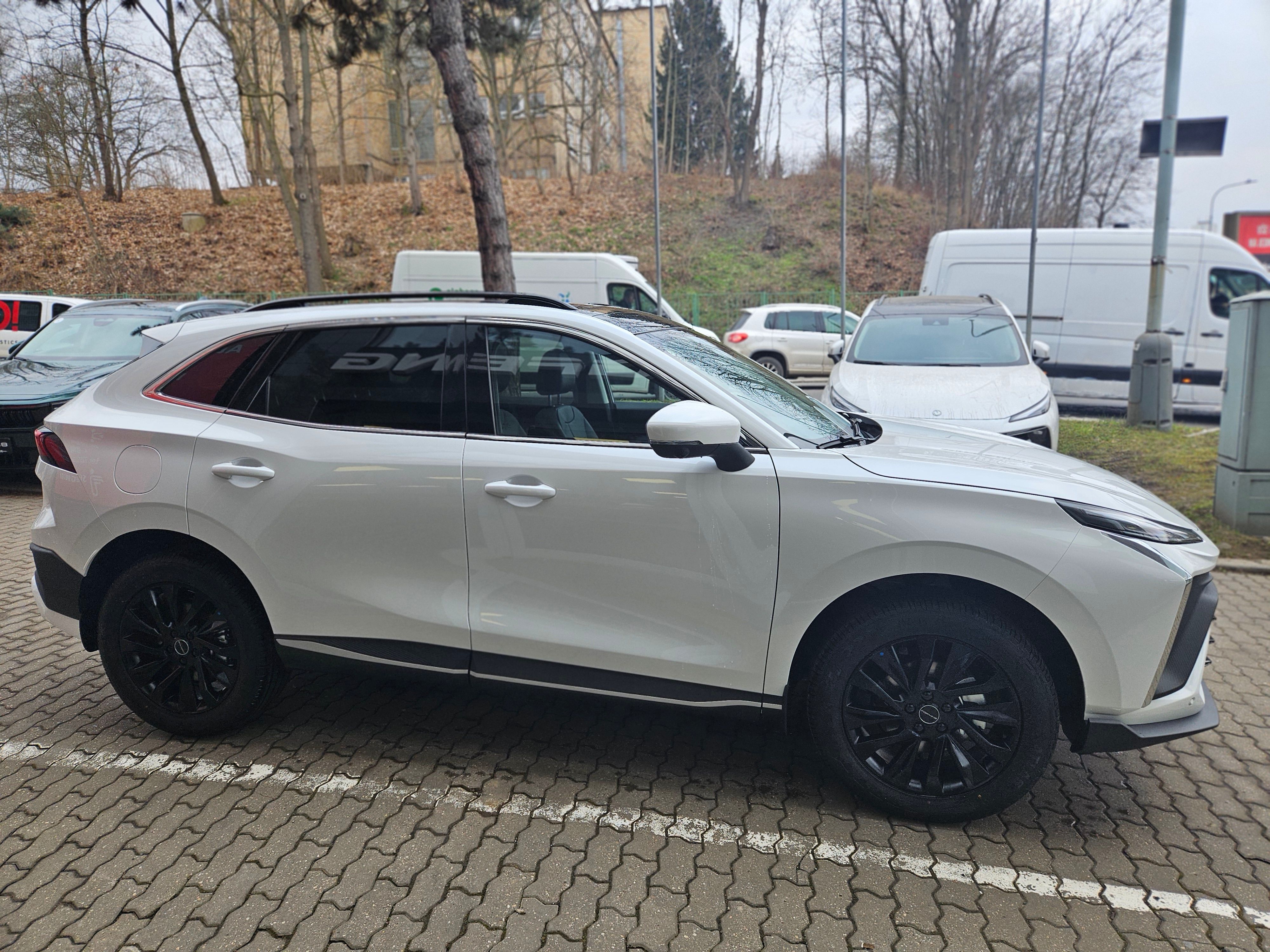 Dongfeng T5 EVO, Dragon Edition Media & Connect - fotka 5