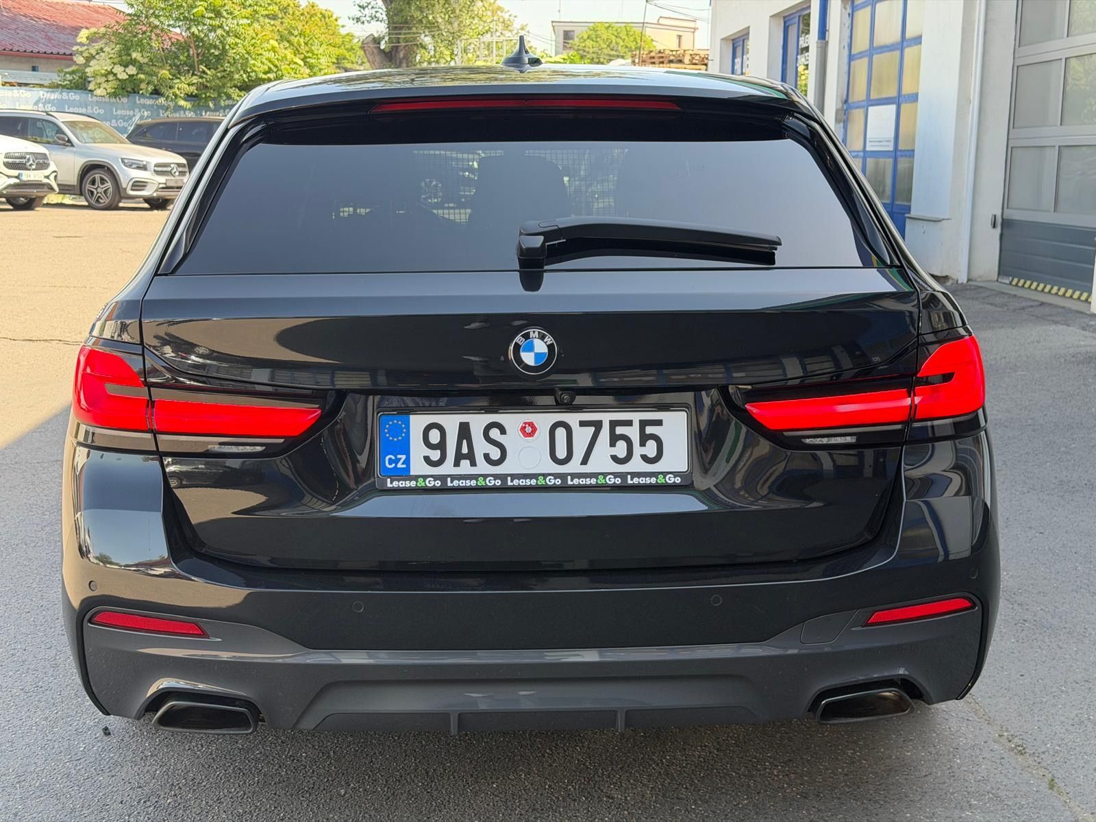 BMW Řada 5, 540d xDrive Touring - fotka 5