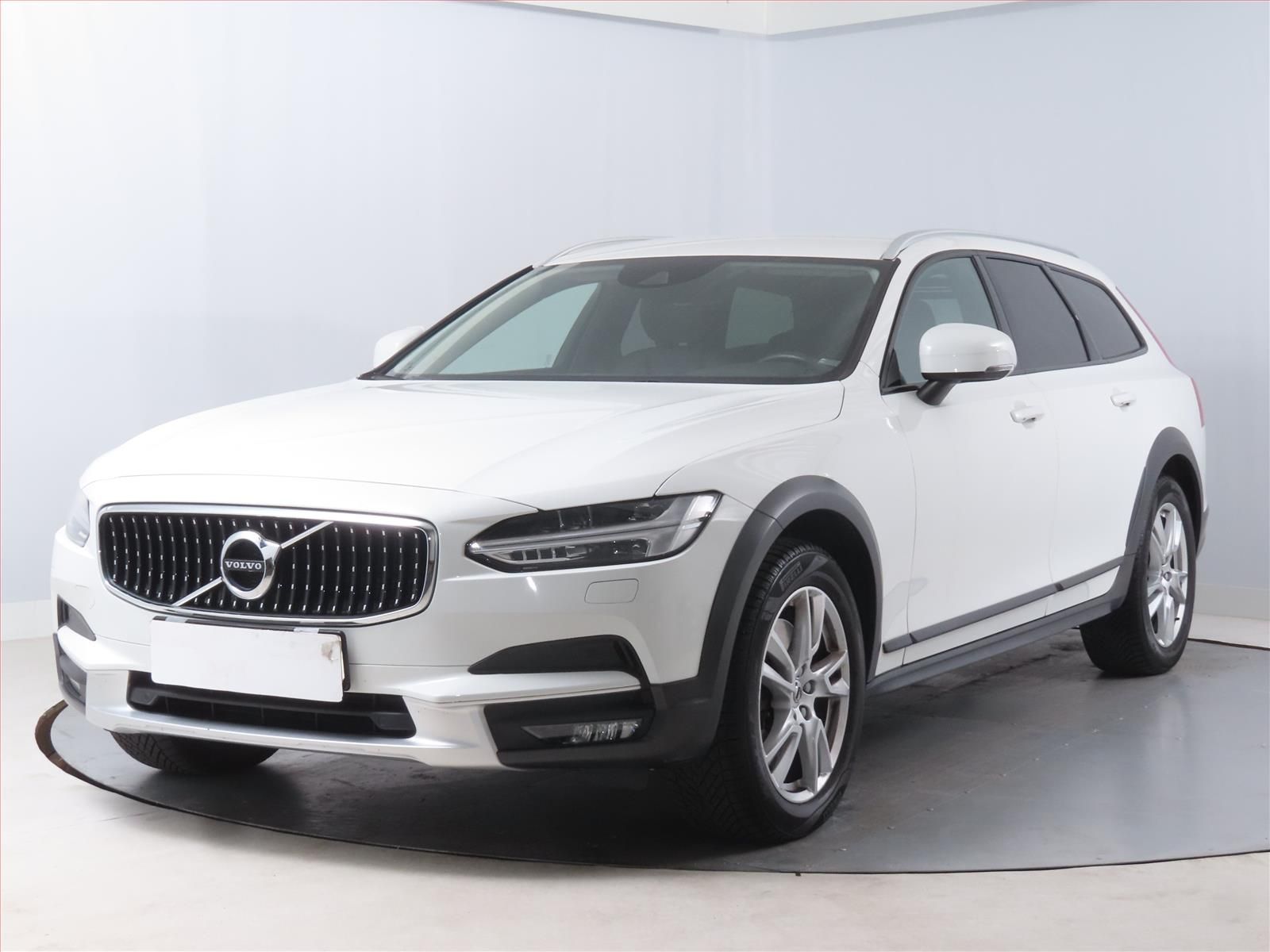 Volvo V90, Cross Country, 4X4, Automat - fotka 2