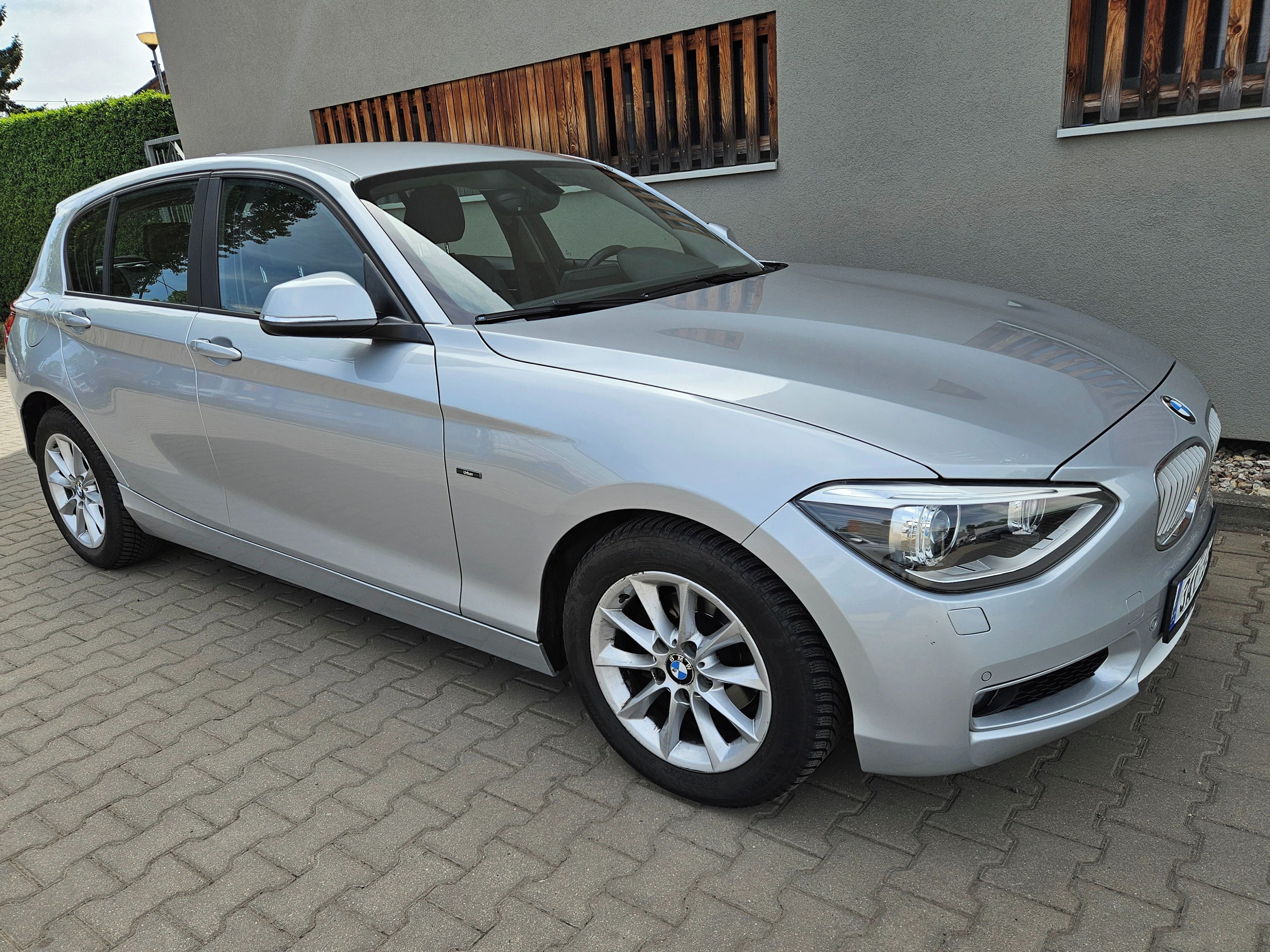 BMW Řada 1, 116D Xenon ČR pravidelný serv - fotka 2