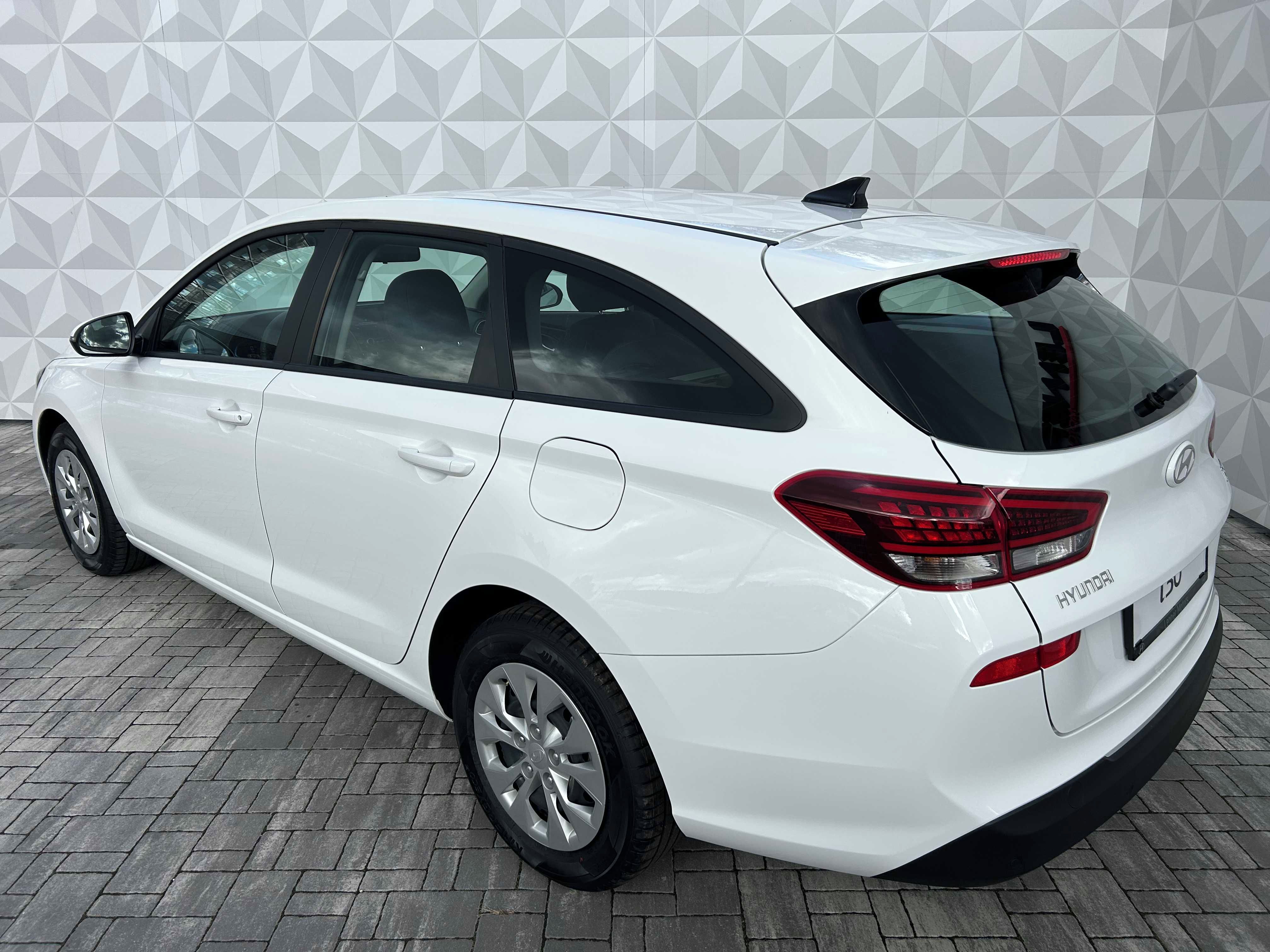 Hyundai i30, 26 WG 1,0 T-GDI MT COMFORT - fotka 3