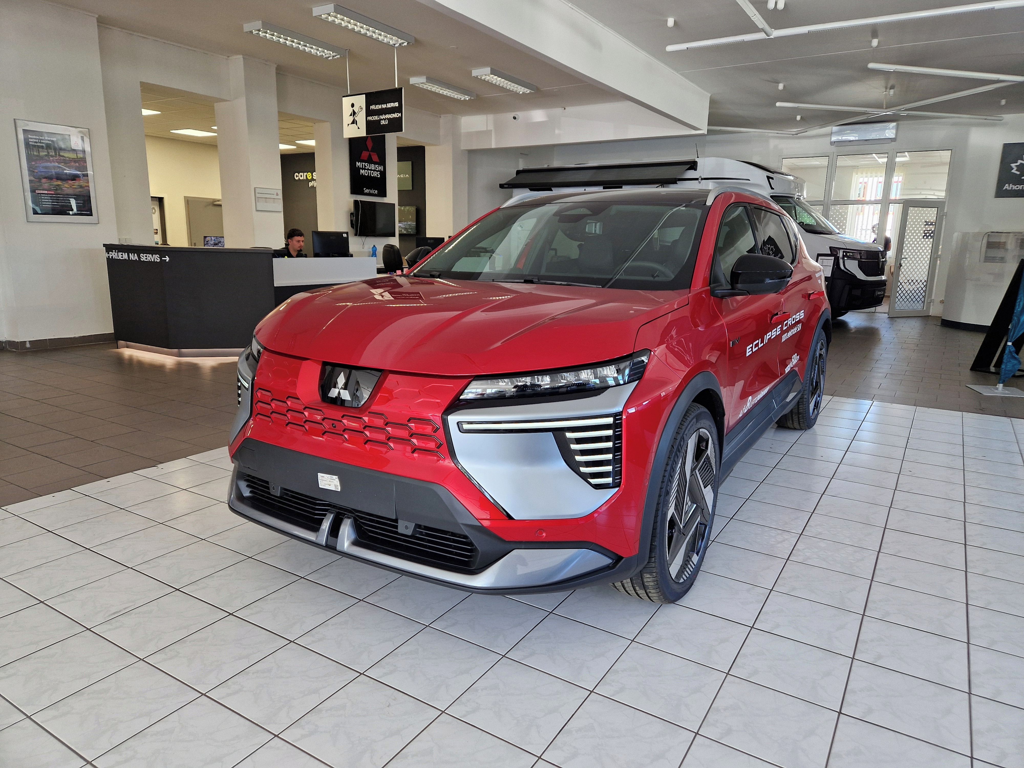 Mitsubishi Eclipse Cross, INSTYLE 160kW/220k 87kWh