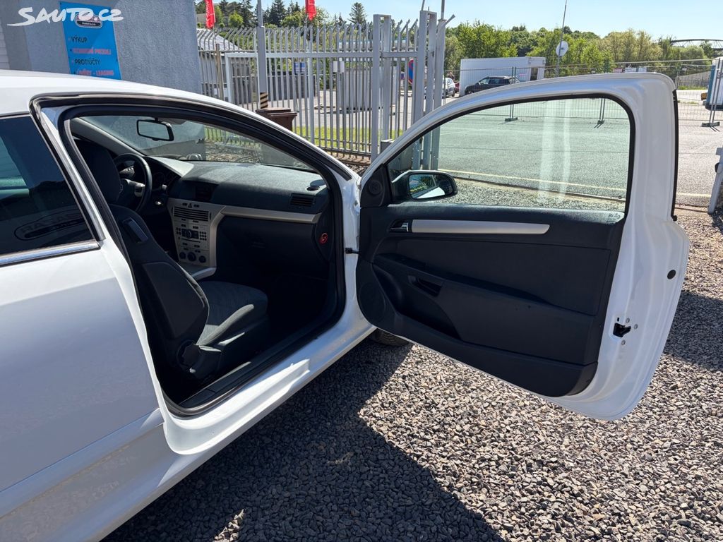 Opel Astra, 1,4 GTC, PĚKNÝ STAV