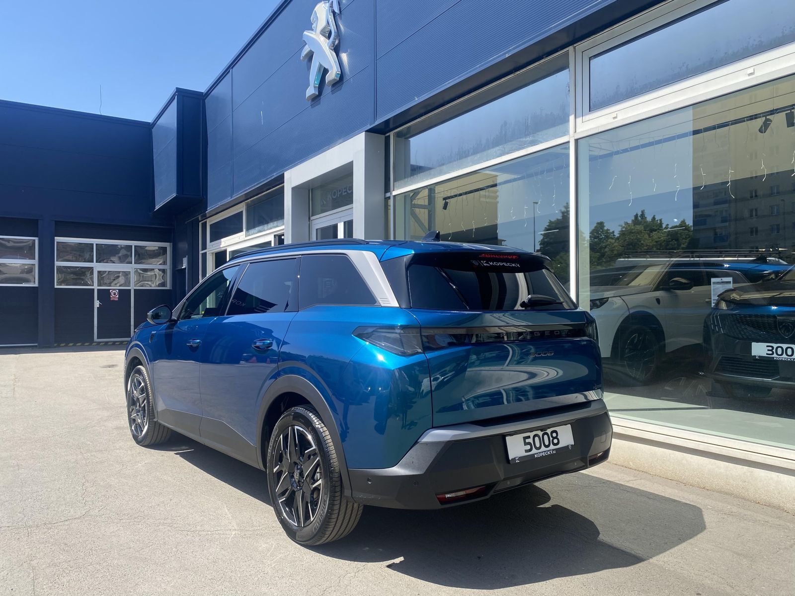 Peugeot 5008, GT Hybrid 145 e-DCS6 SUMMER B - fotka 4