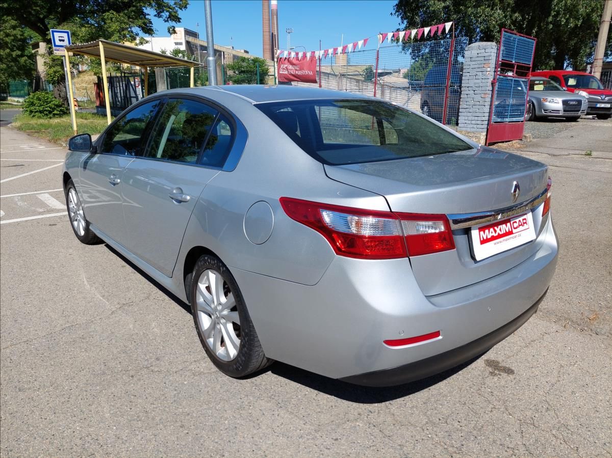Renault Latitude, 2,0 DCi Top - fotka 6