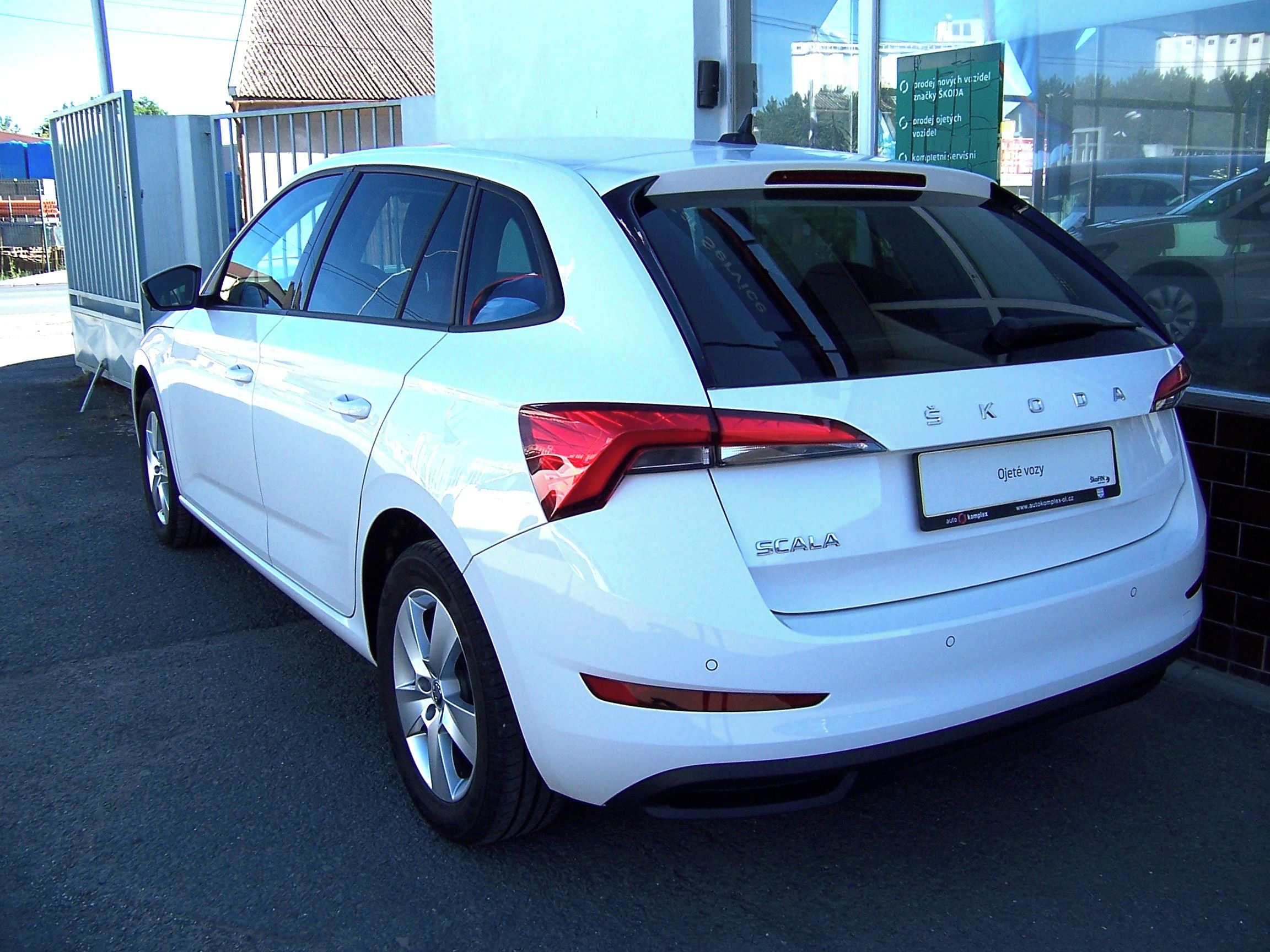 Škoda Scala, 1.0 TSI 81kW Ambition - fotka 2
