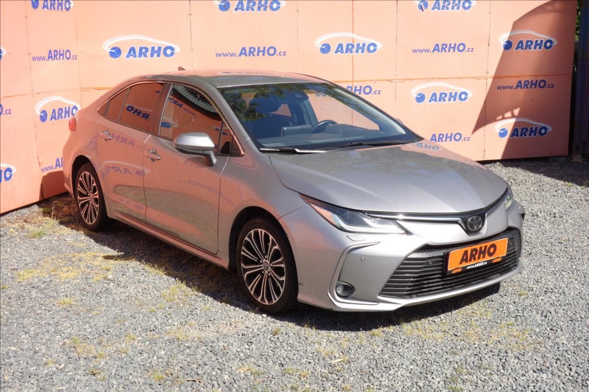 Toyota Corolla, 1,6 VVT-i, ČR, 1 MAJ.,SERV.KN.
