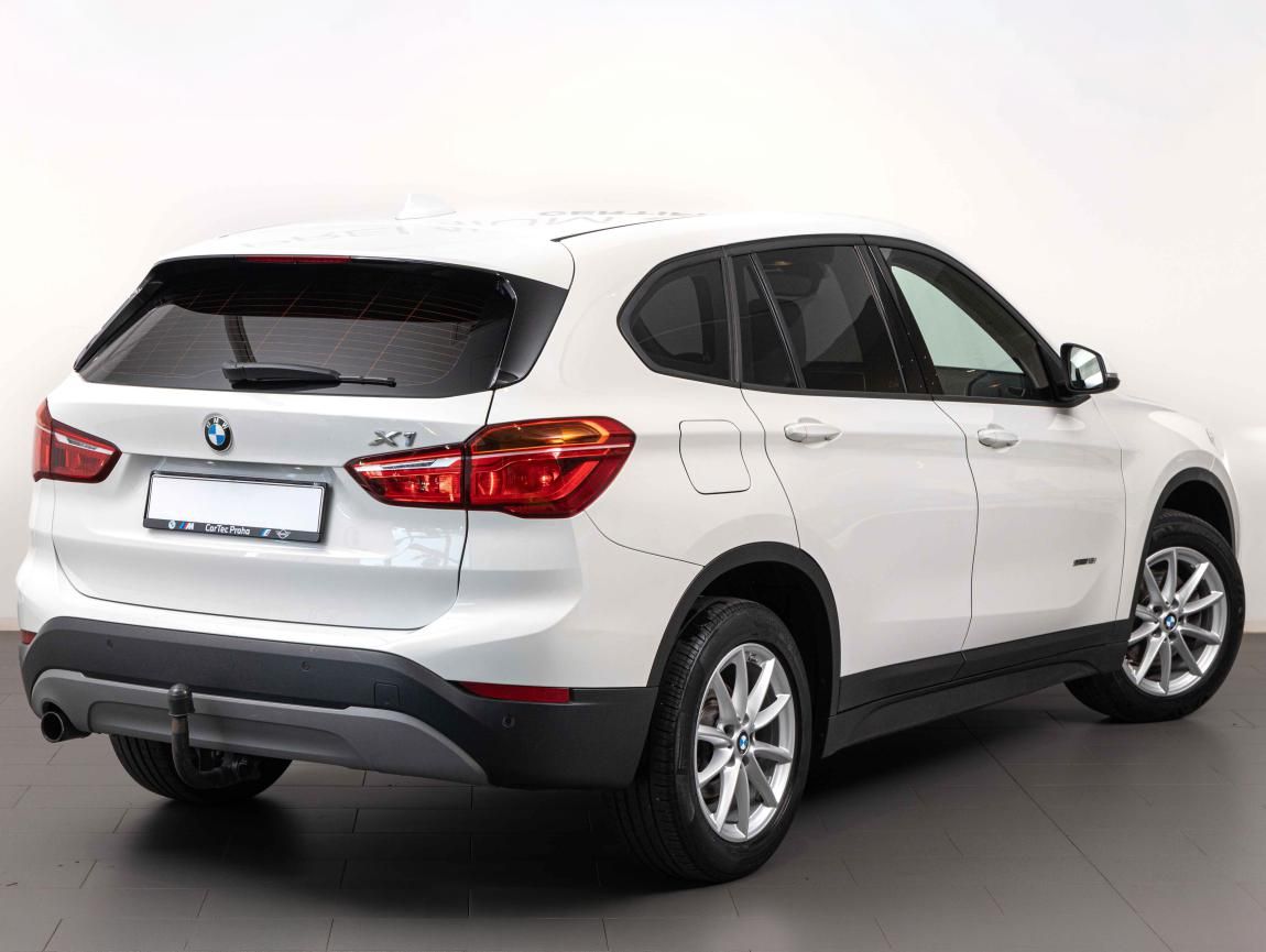 BMW X1, sDrive 18i - fotka 5