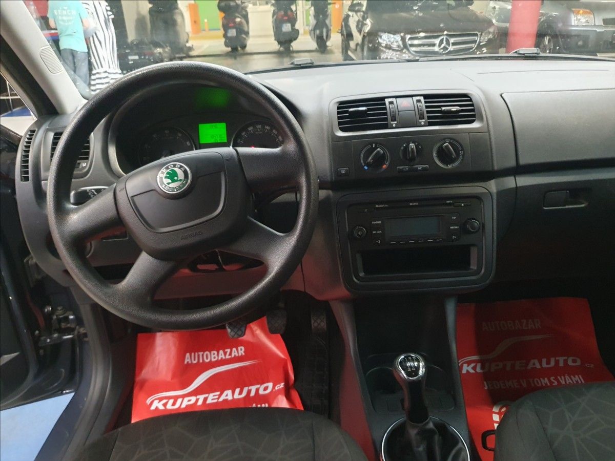 Škoda Fabia, 1,2 TSi - 100TIS/KM !!!  Famil - fotka 6