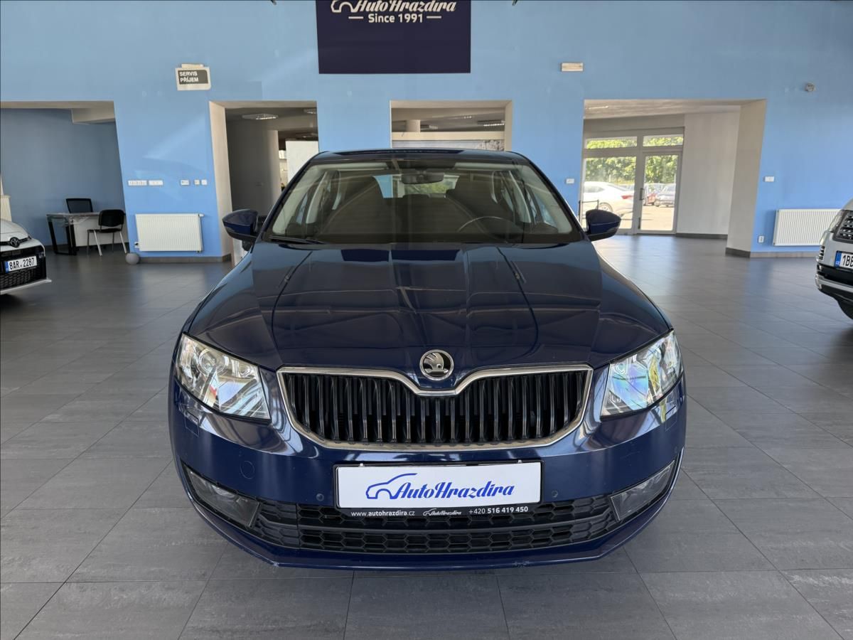 Škoda Octavia, 1,4   TSI 110kW,SERVISKA,ČR - fotka 2