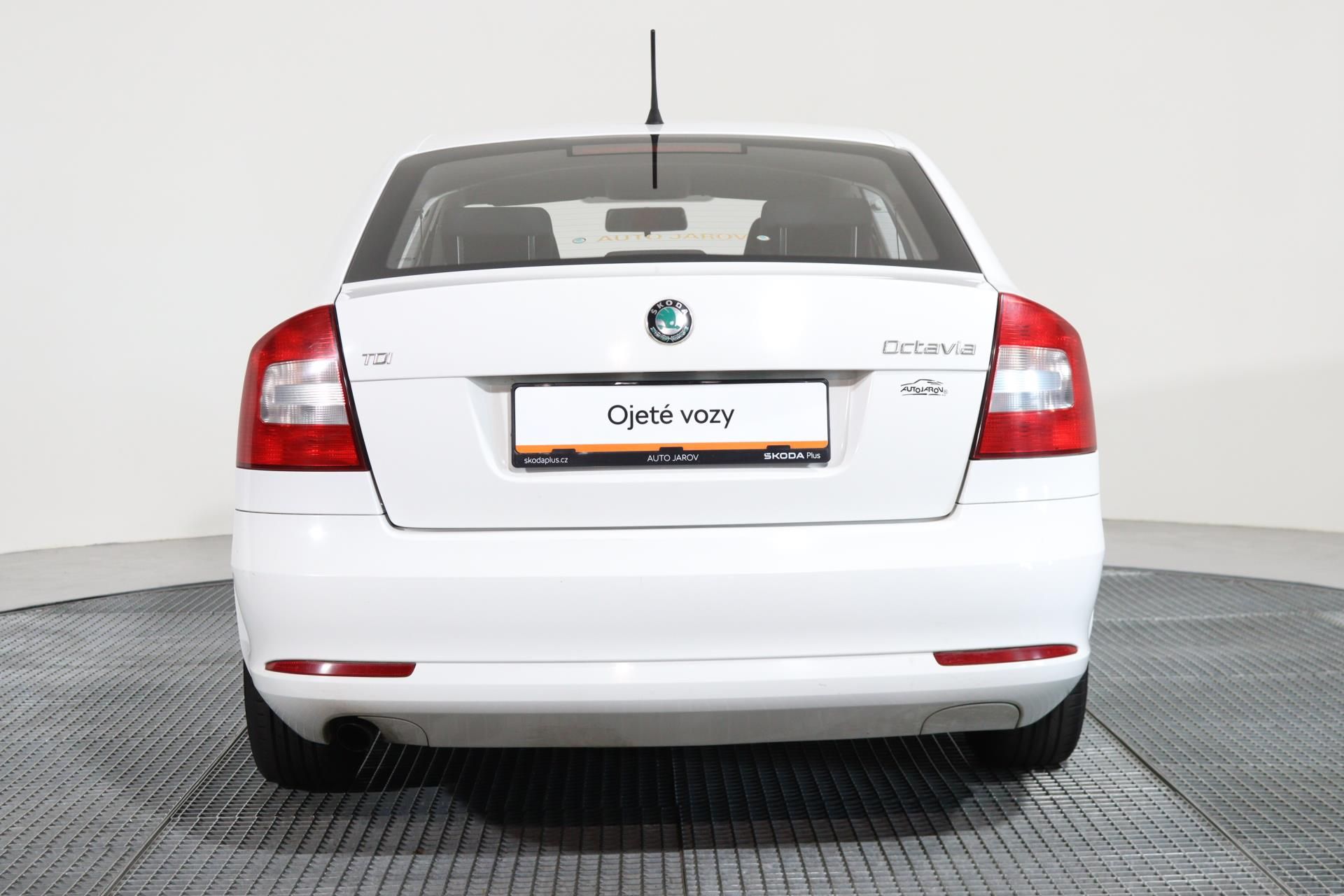 Škoda Octavia, ACTIVE 1,6 TDI 77 kW - fotka 6