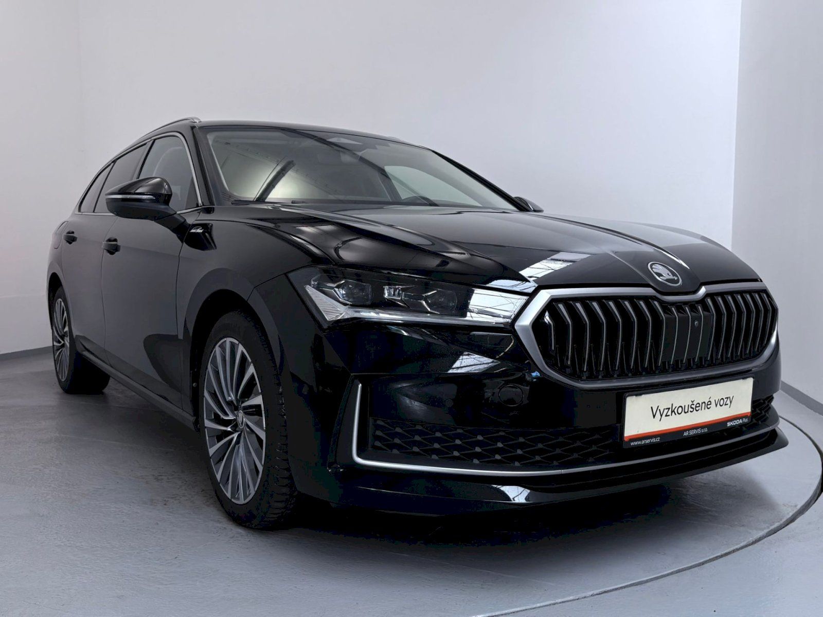 Škoda Superb, L&K 2.0TDI/142kW 4x4 7DSG - ta - fotka 6