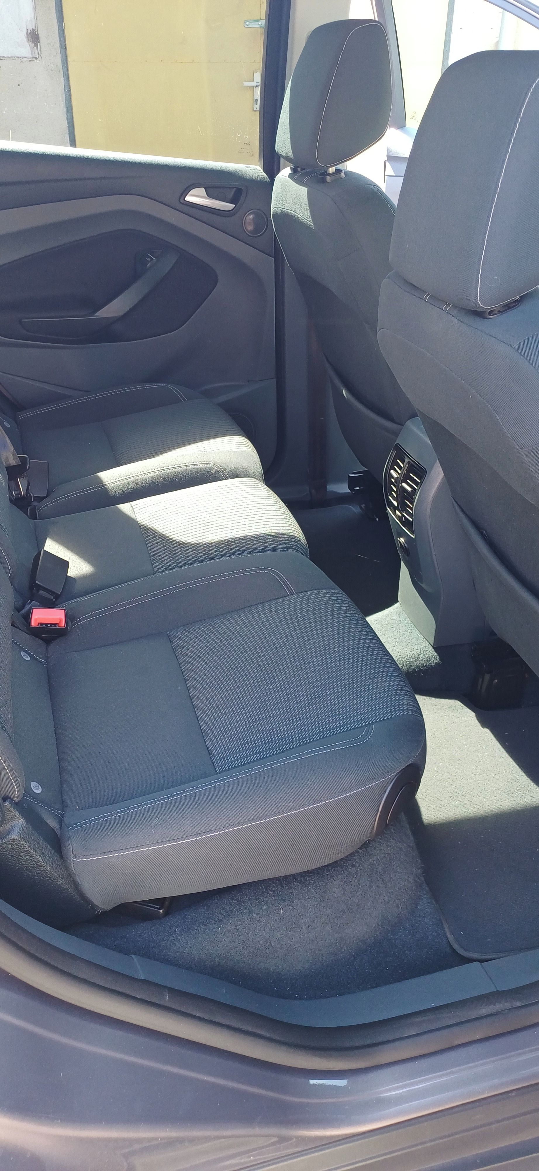 Ford C-MAX, 2.0 TDI - fotka 6