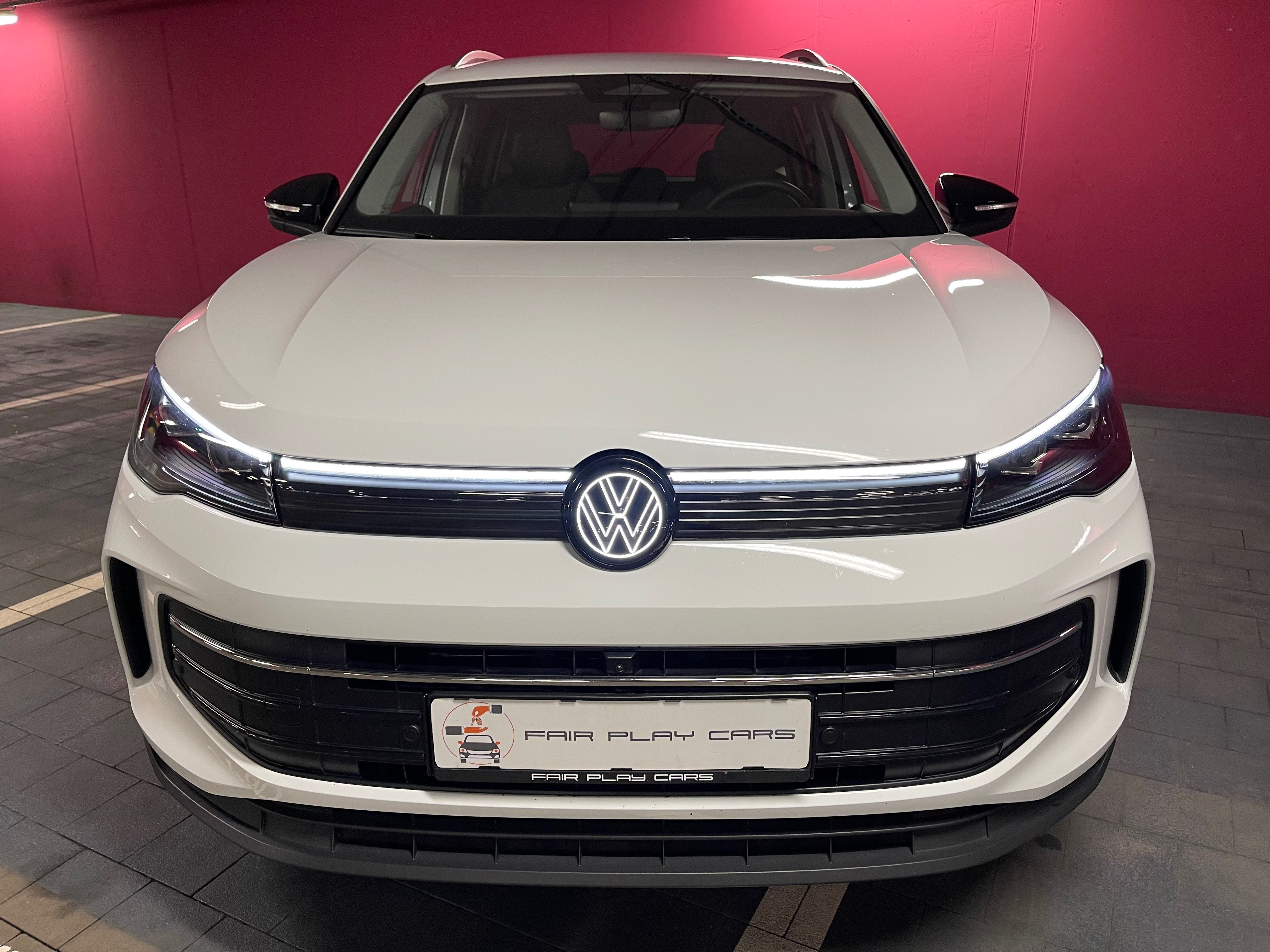 Volkswagen Tiguan, TSI/360kamery/LEDMatrix/Záruka - fotka 3