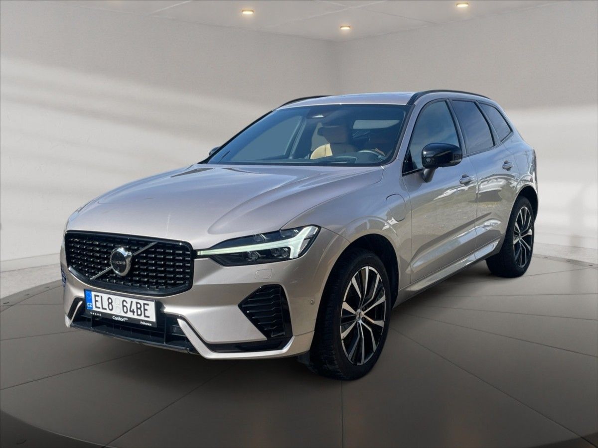 Volvo XC60, 2,0 T6 Rech.Ult.Bright AWD AT - fotka 3