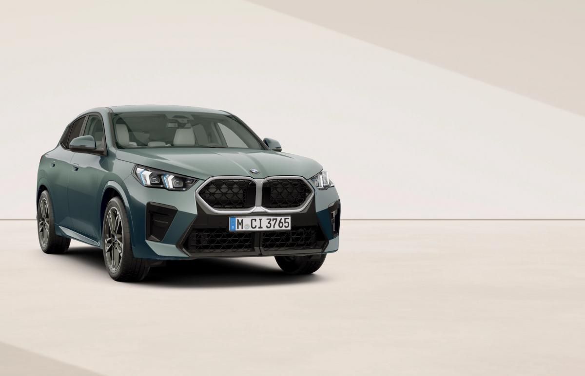 BMW X2, Mpaket Comfort paket Premium - fotka 4