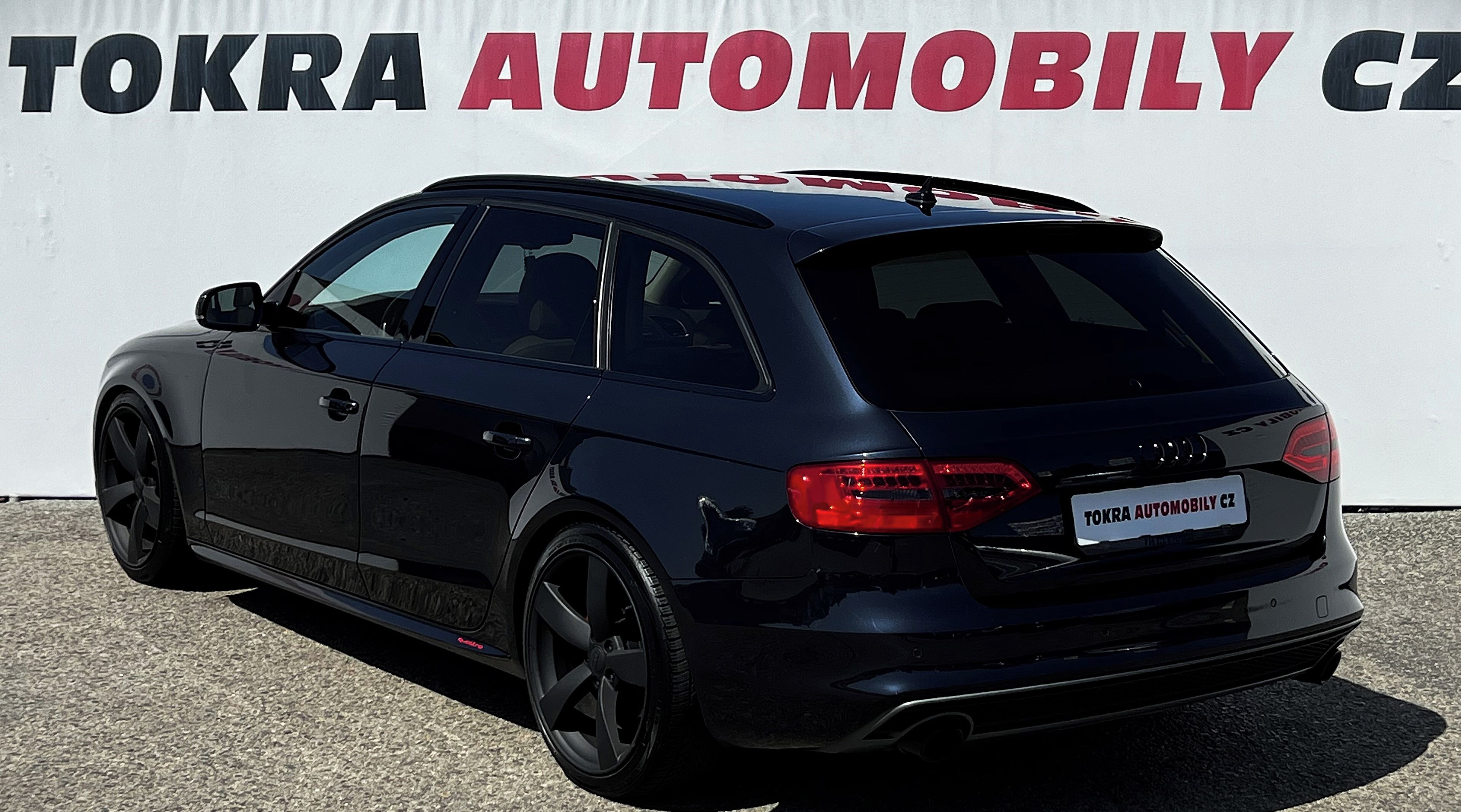 Audi A4, 3.0TDI Quattro S-Line ACC Navi - fotka 6