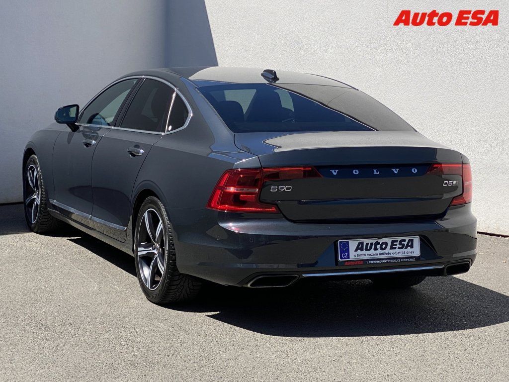 Volvo S90, 2.0D 4x4,ČR,servis.kniha - fotka 6