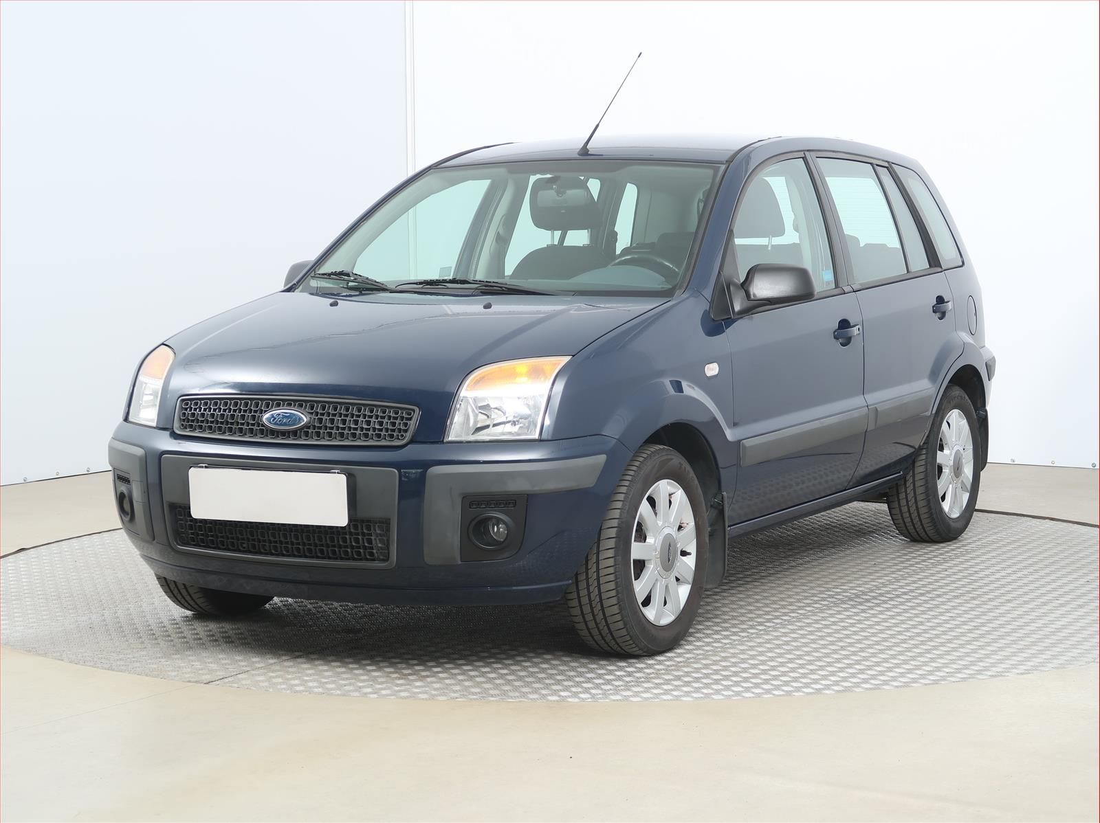 Ford Fusion, 1.4, ČR,1.maj, po STK - fotka 2