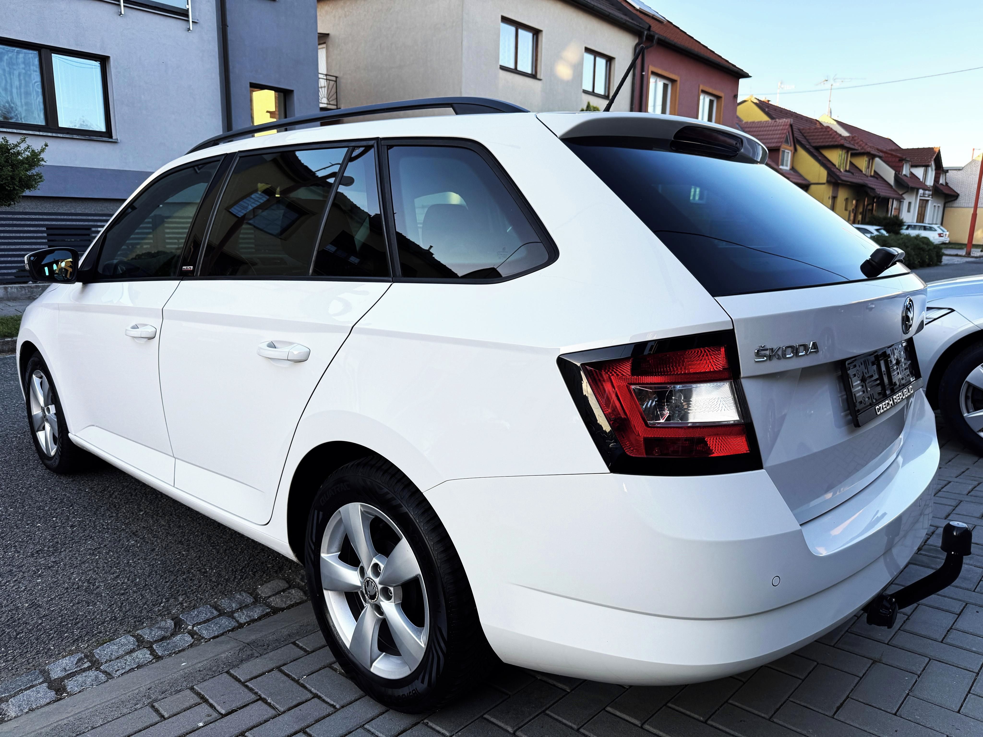 Škoda Fabia, 1.2TSI TEMPOMAT,LED,TAŽNÉ,ALU, - fotka 6