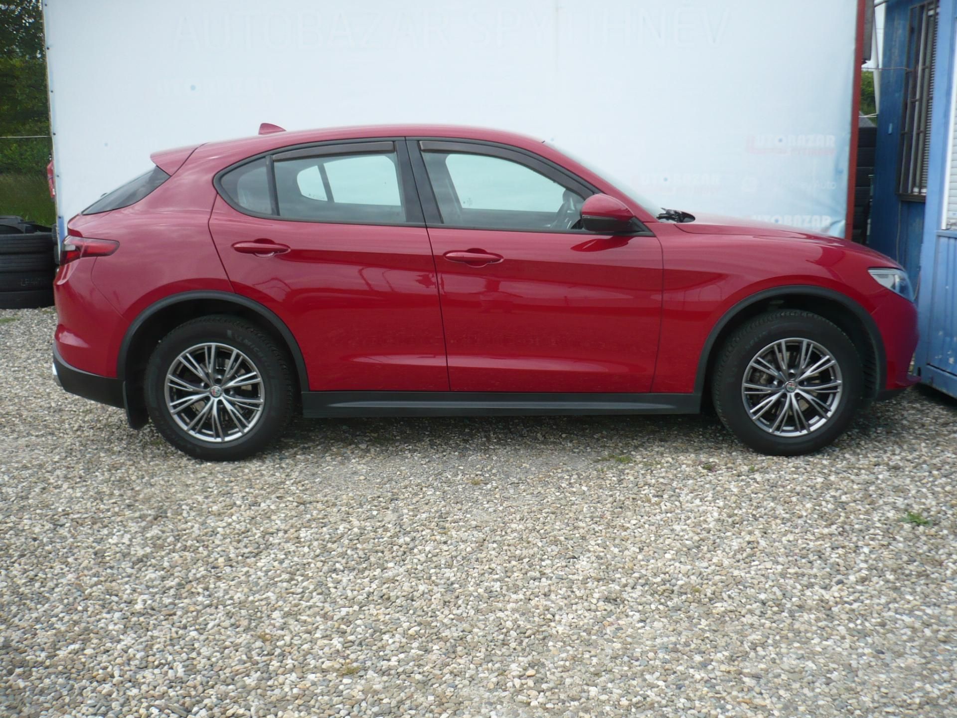 Alfa Romeo Stelvio, 2.0T Q4 Kamera Klima - fotka 5