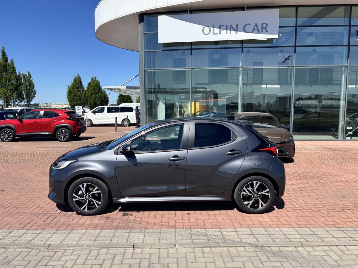 Toyota Yaris, 1,5 HEV Style - fotka 2