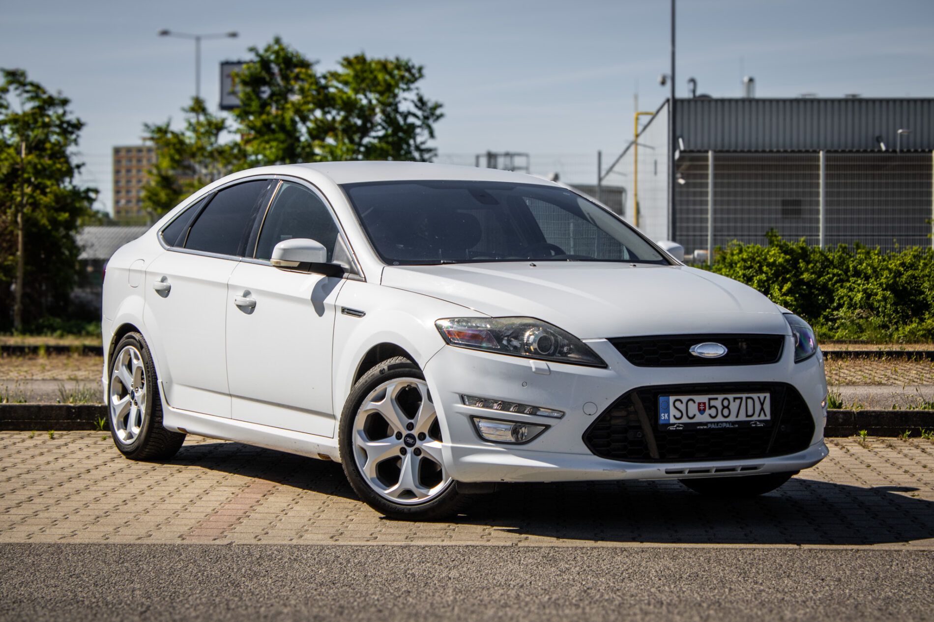 Ford Mondeo - fotka 3