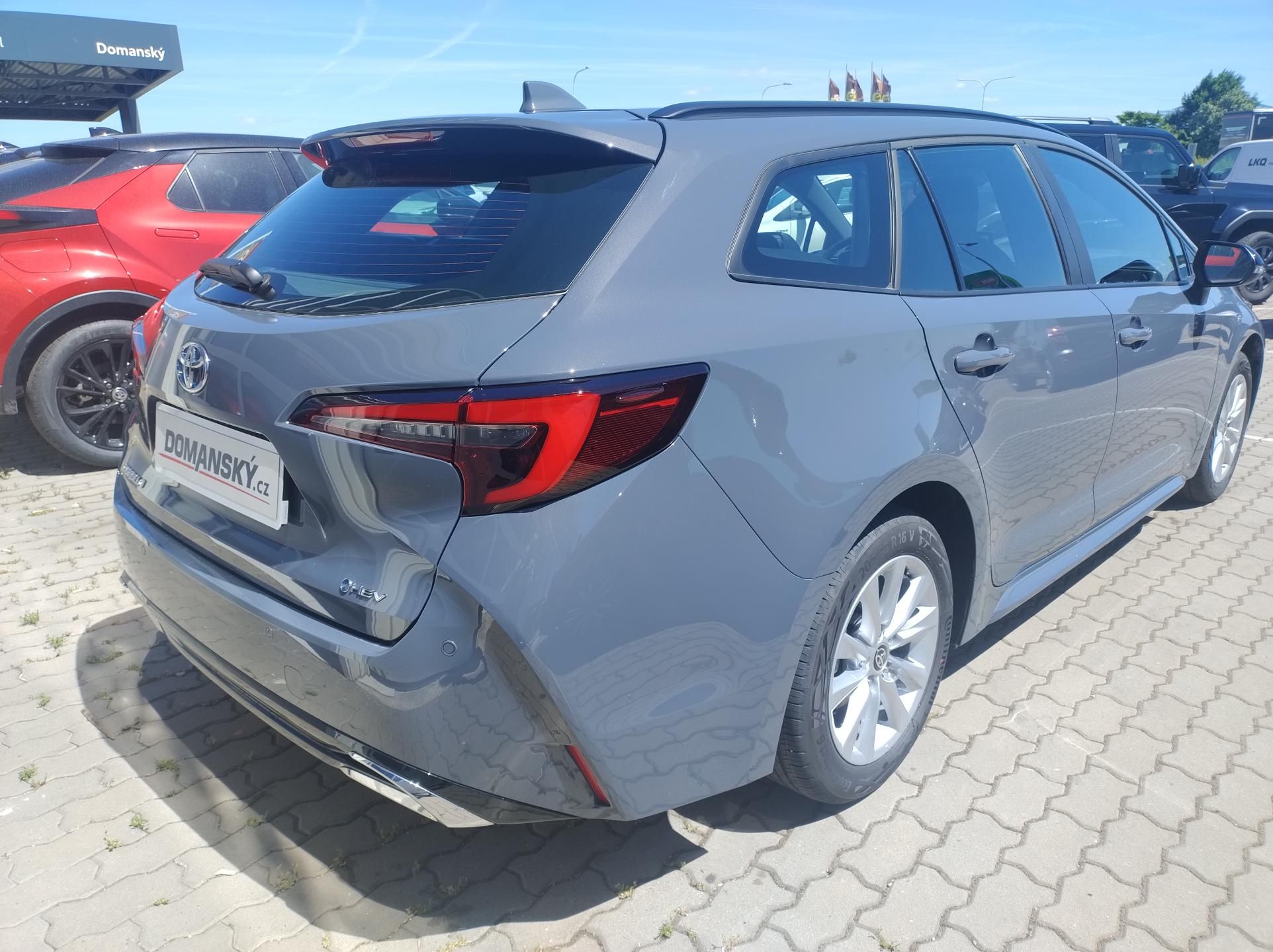 Toyota Corolla, TS 1.8 FHEV Comfort BUSINESS - fotka 4