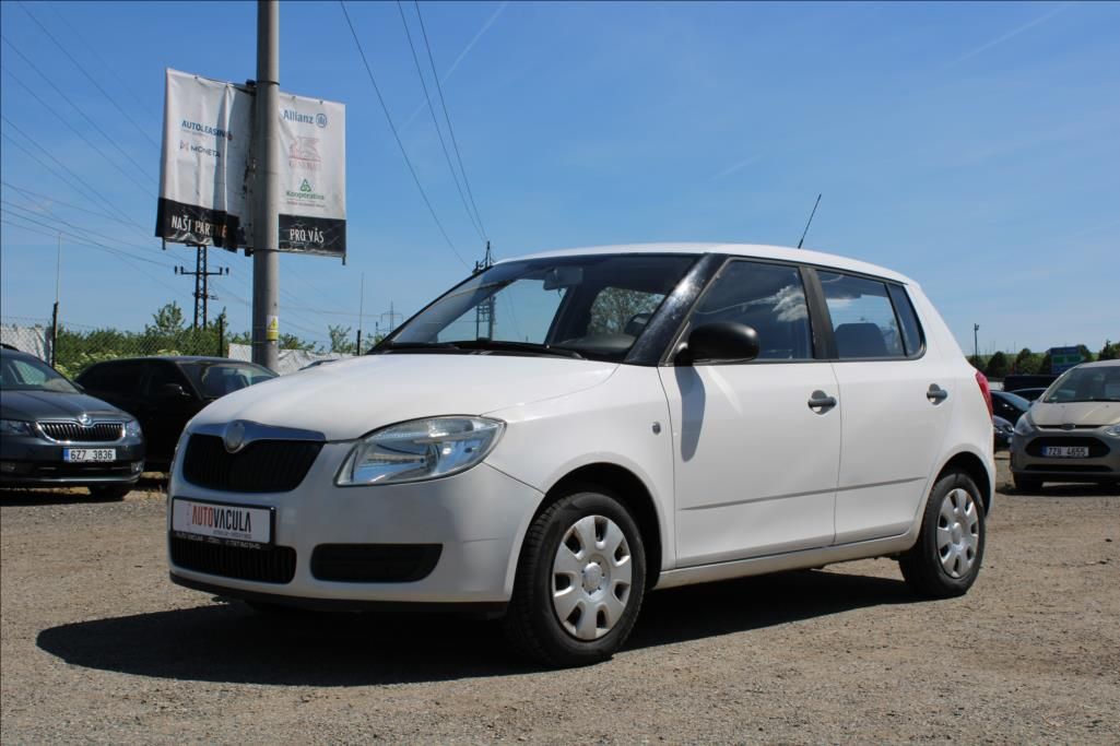 Škoda Fabia, 1,2 i  STK 5/2028, ČR
