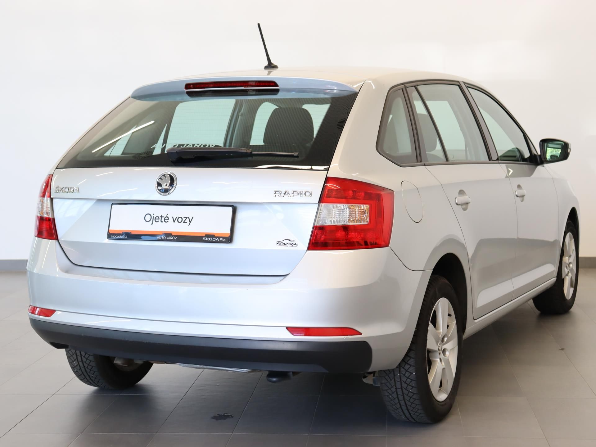 Škoda Rapid, SPACEBACK AMBITION 1,6 TDI - fotka 2