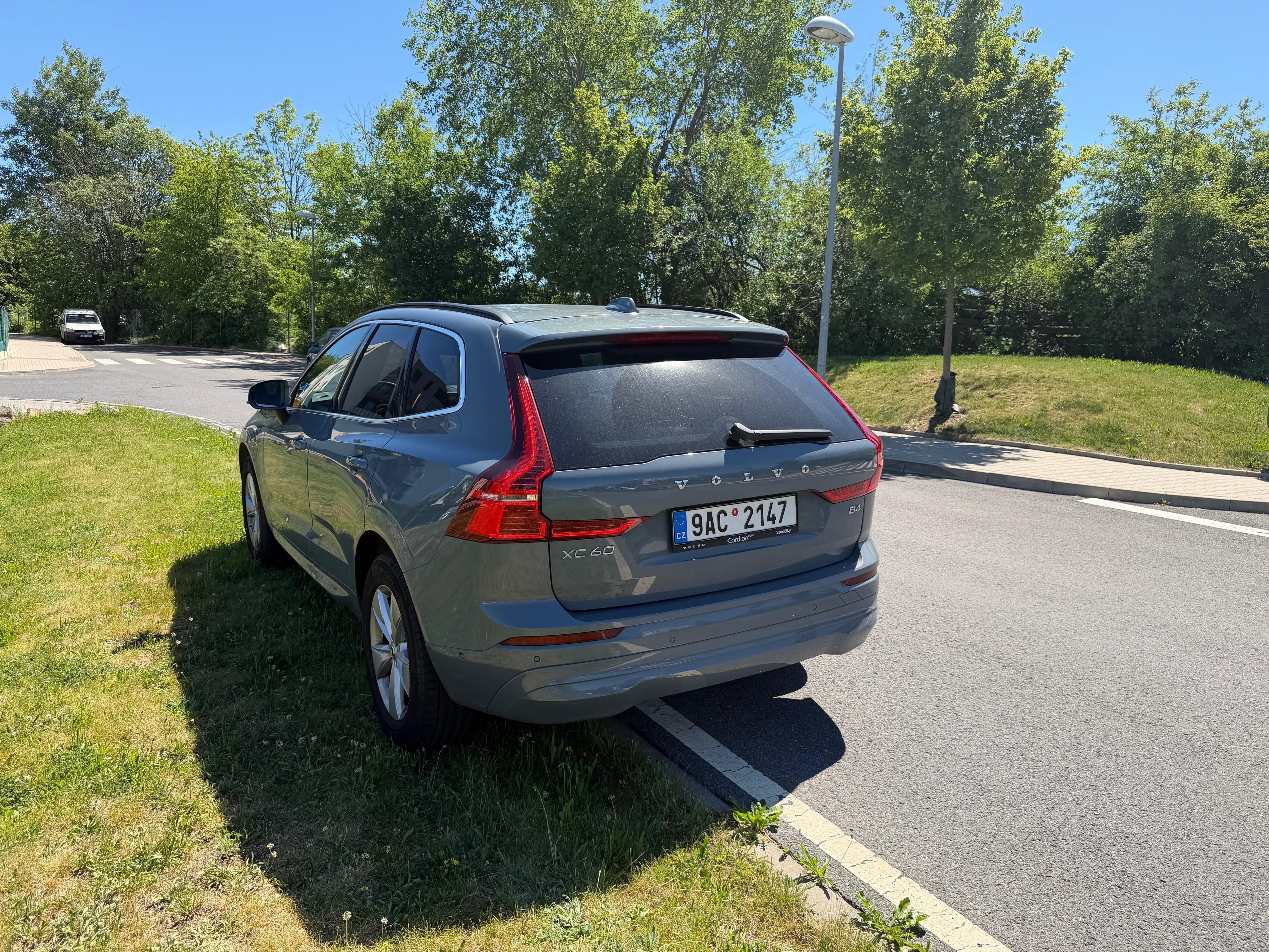 Volvo XC60 - fotka 3