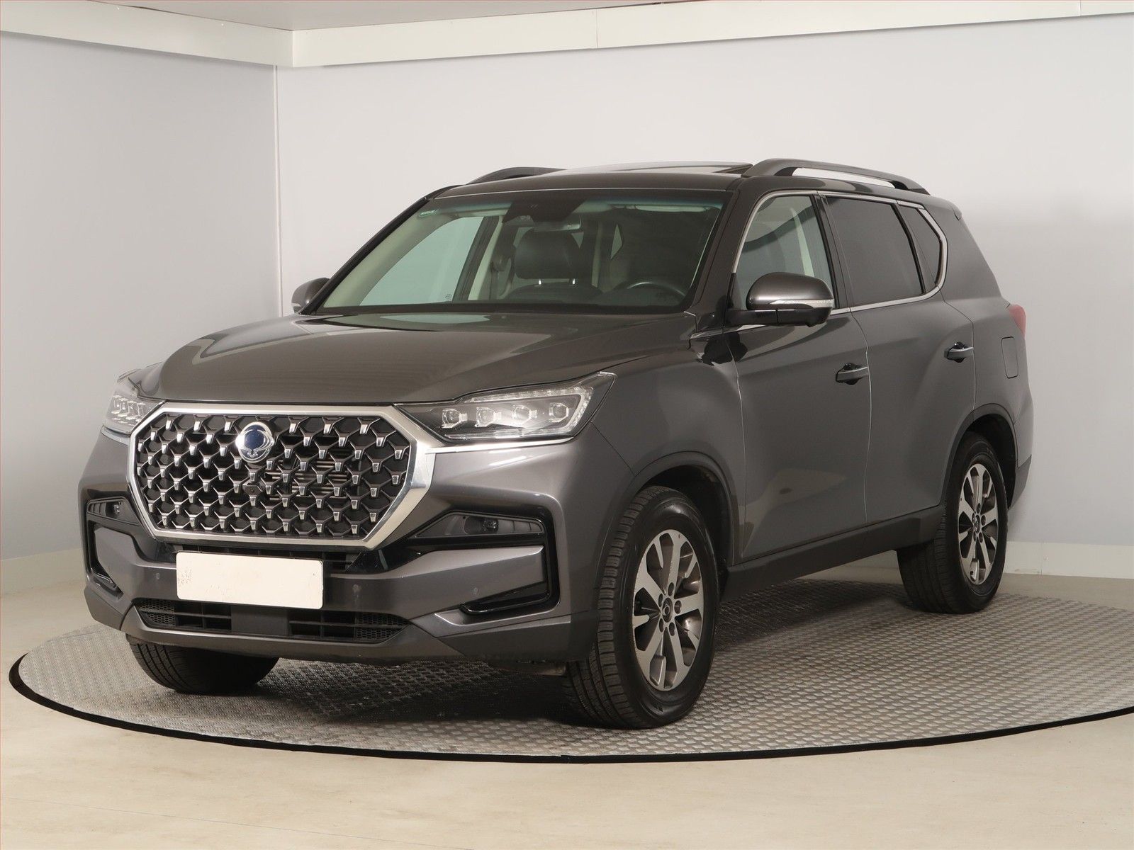 SsangYong Rexton, 2.2 Diesel, 4X4, Automat, ČR - fotka 2