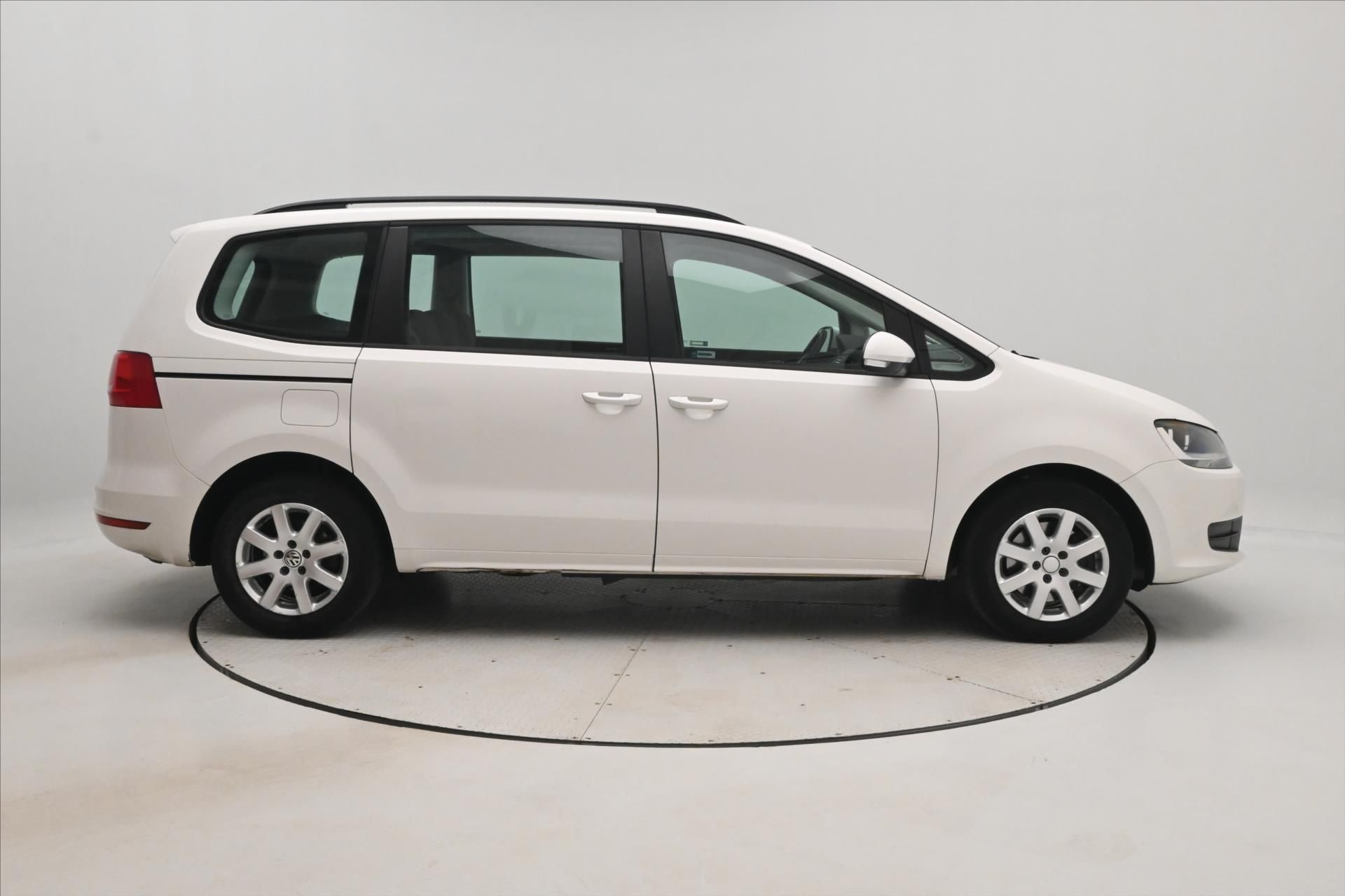 Volkswagen Sharan, 2,0 TDI 103kW Manuál Panorama - fotka 4