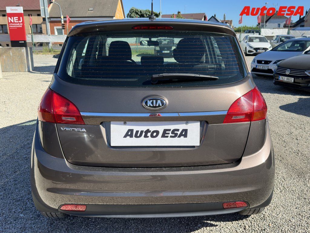 Kia Venga, 1.4i,ČR - fotka 5