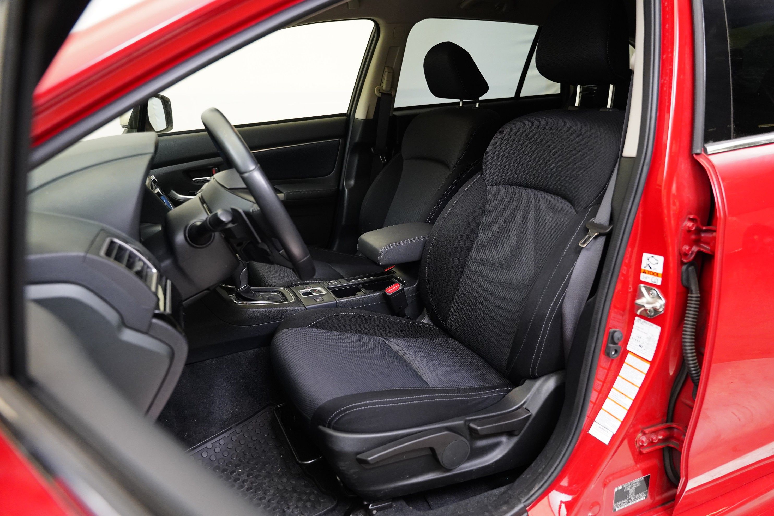 Subaru Levorg, 2.0 i CVT 110 kW 4x4 Active - fotka 5
