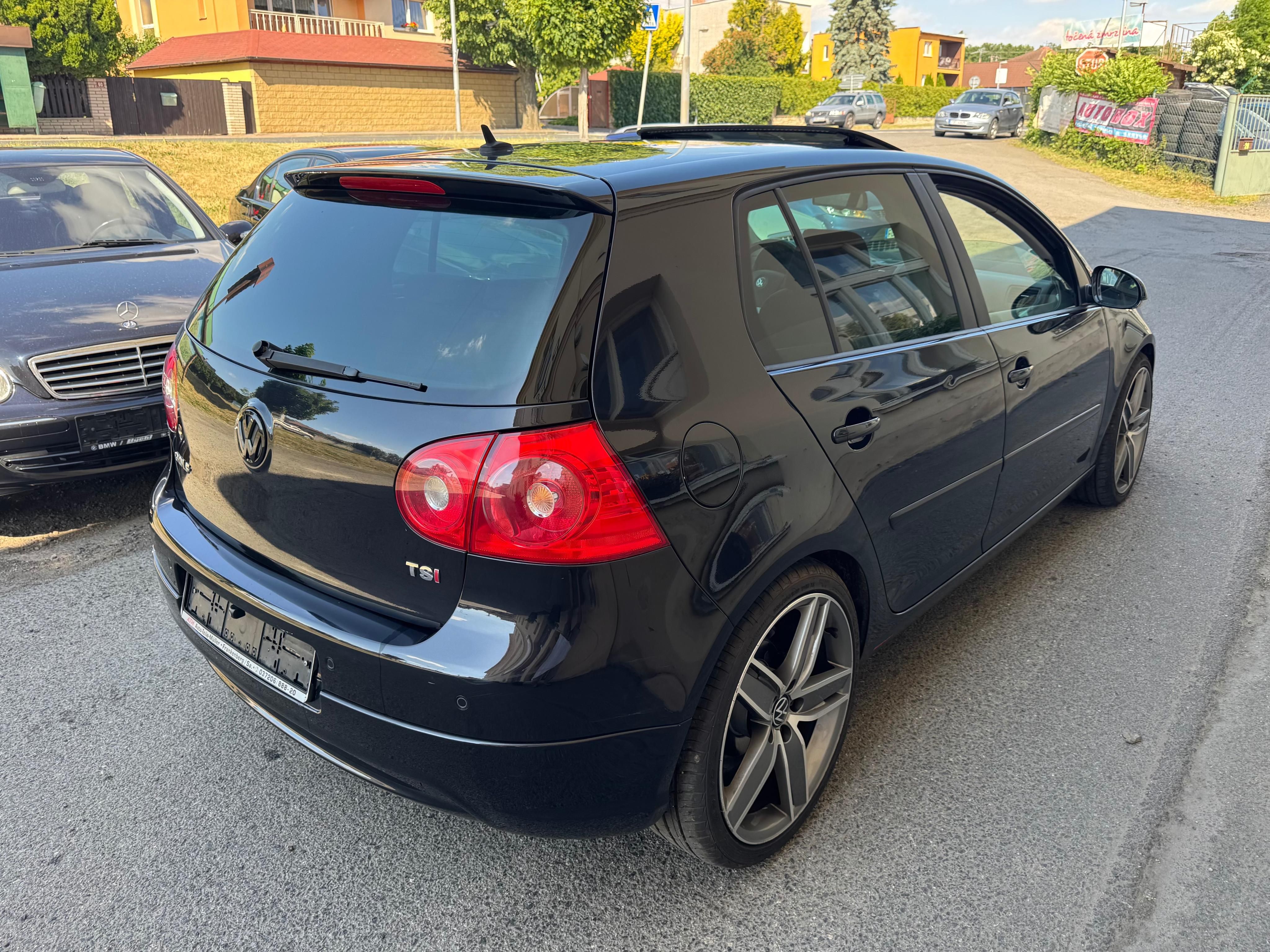 Volkswagen Golf, V. 1.4TSi GT Packet - fotka 3