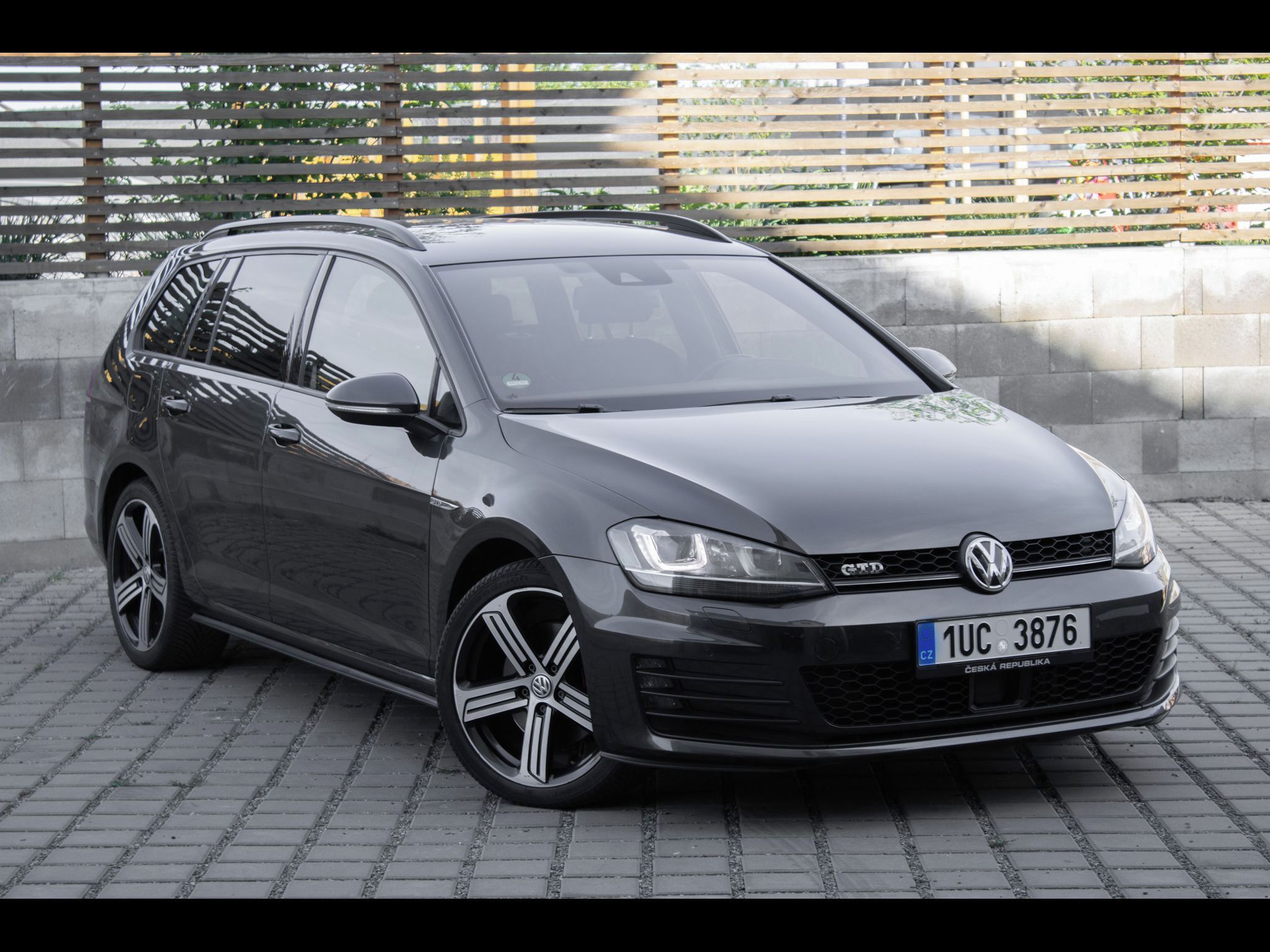 Volkswagen Golf - fotka 3