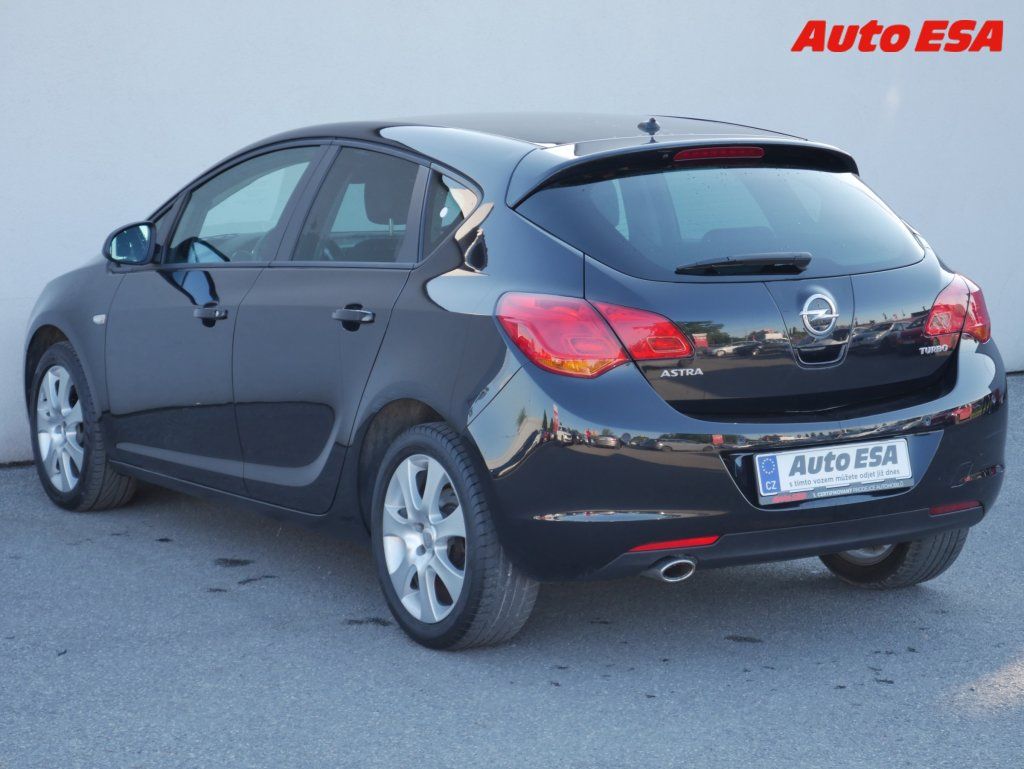 Opel Astra, 1.4i - fotka 6