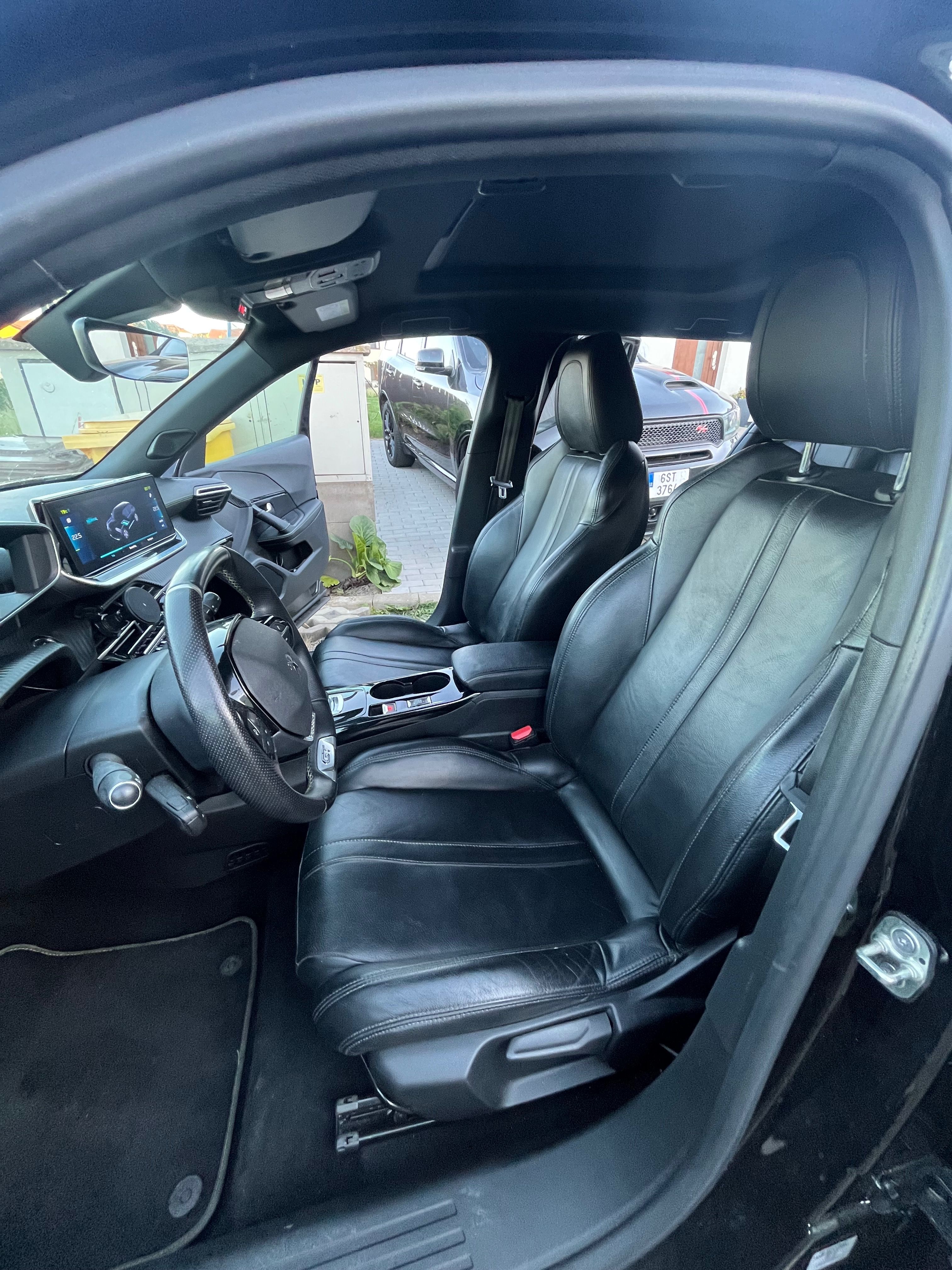 Peugeot 2008 - fotka 4