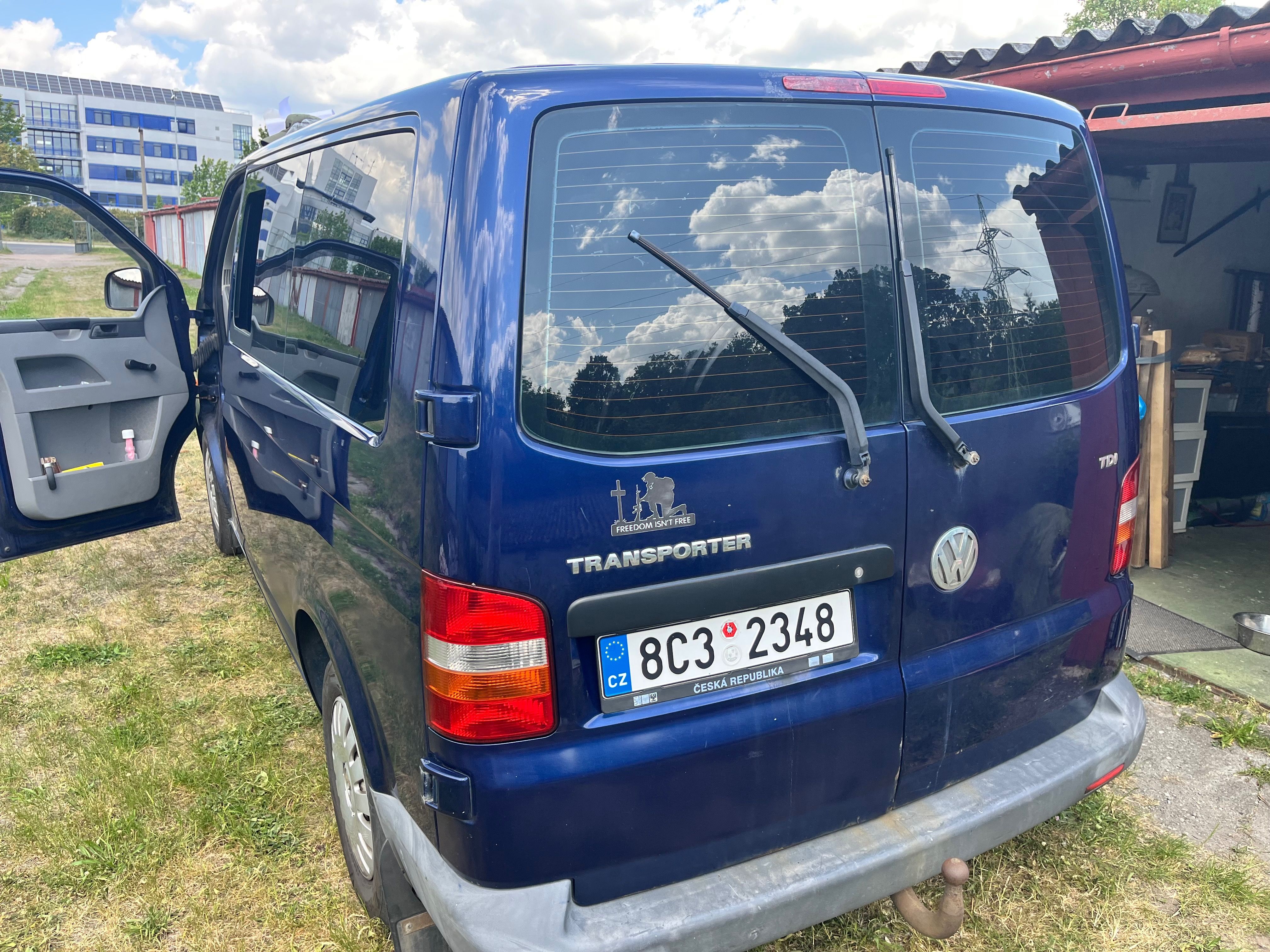 Volkswagen Transporter, 1.9 TDI - servisováno - fotka 4