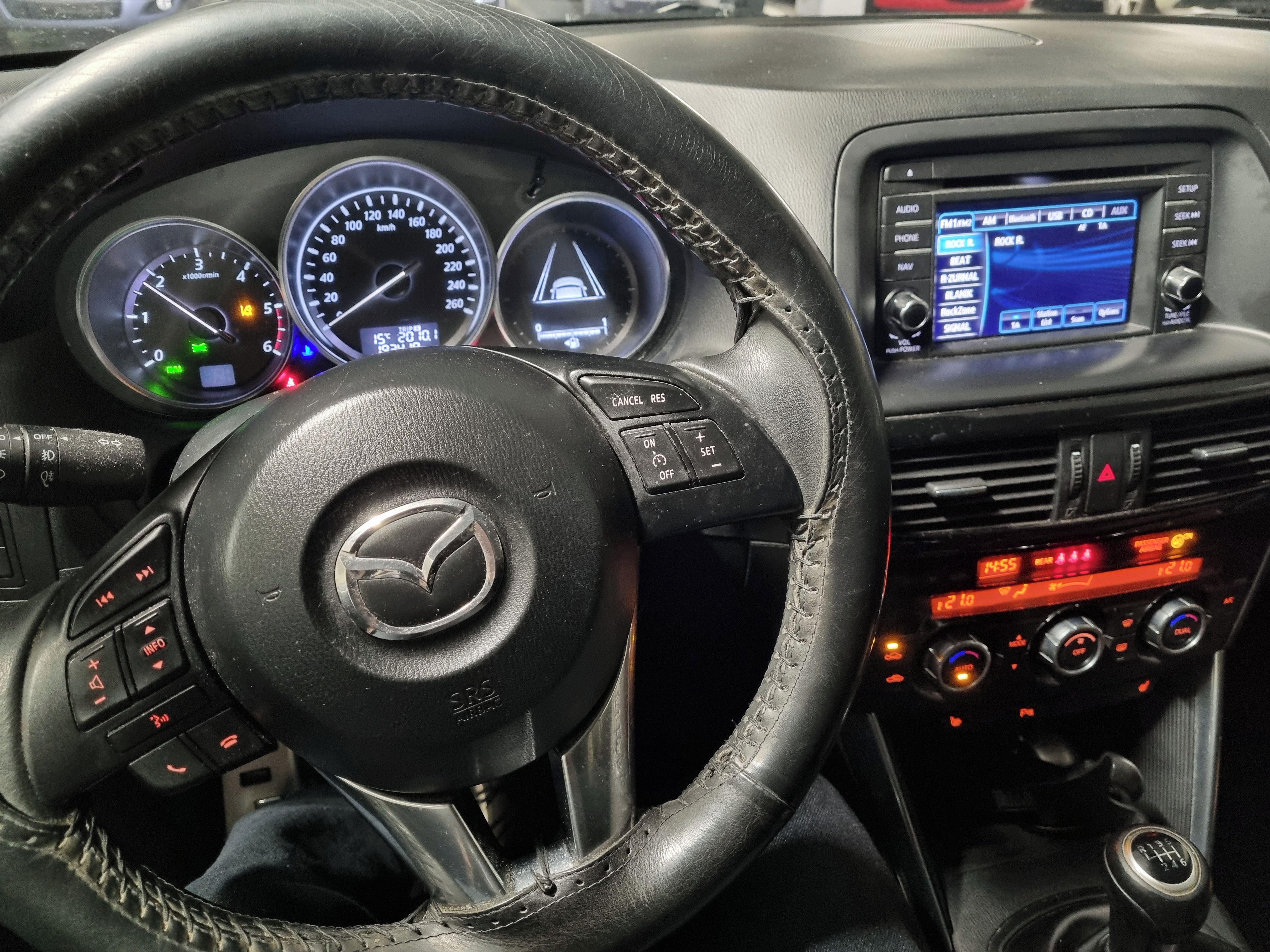 Mazda CX-5, 2,2 Diesel 4x4 - fotka 2