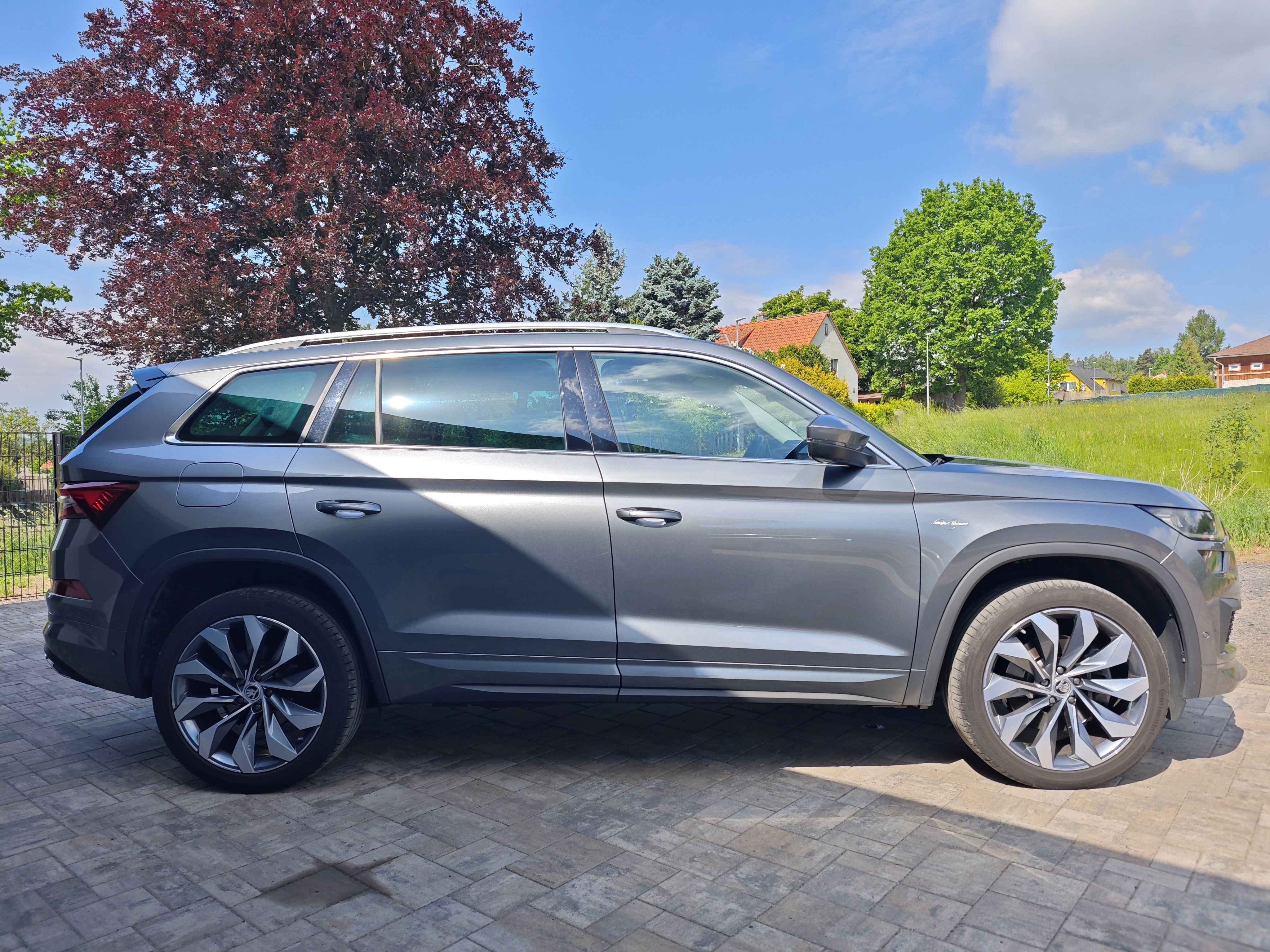 Škoda Kodiaq, LK, Nové ČR, 1. majitel - fotka 5