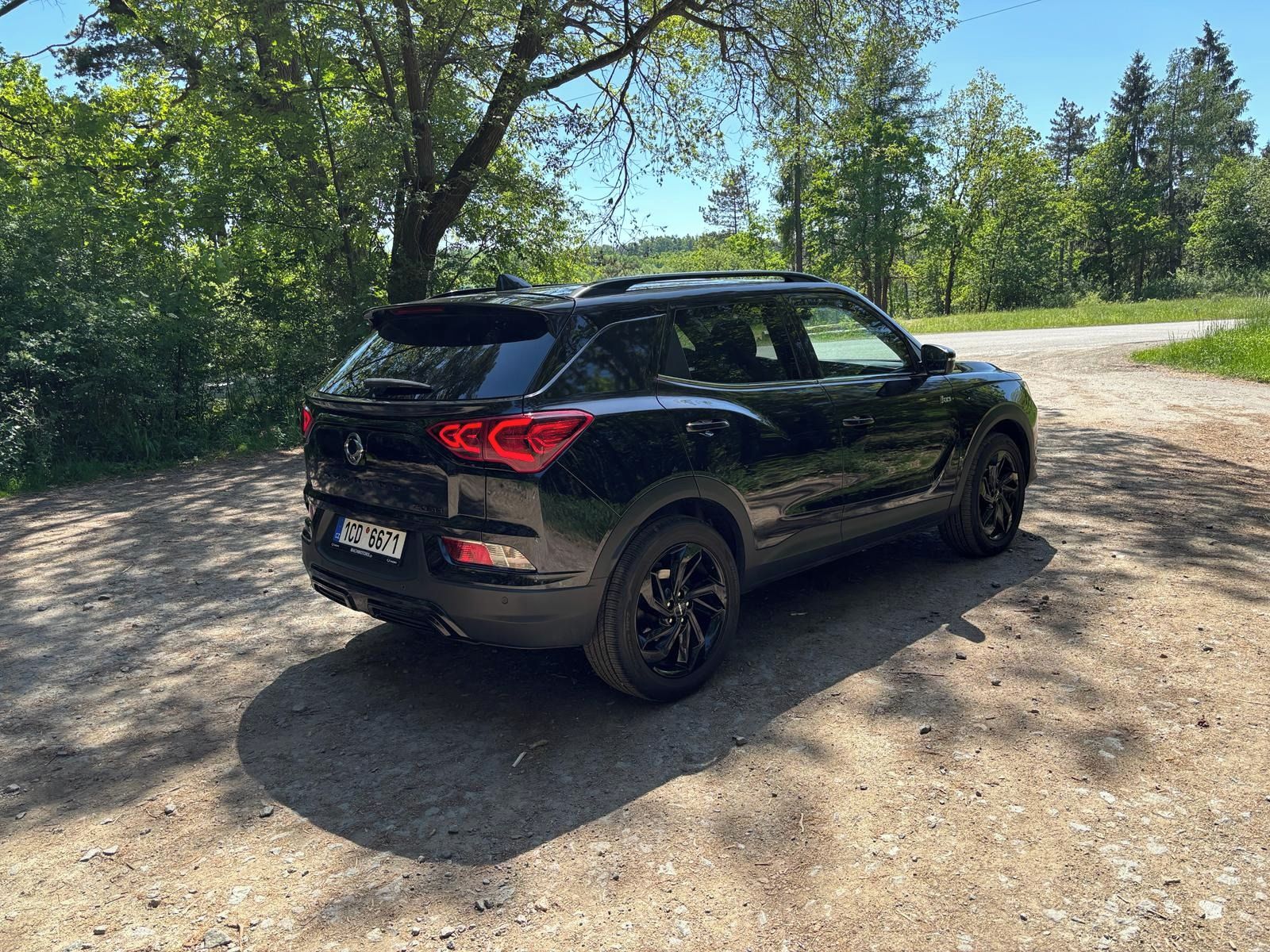 SsangYong Korando, Zánovní Korando Black packet - fotka 4