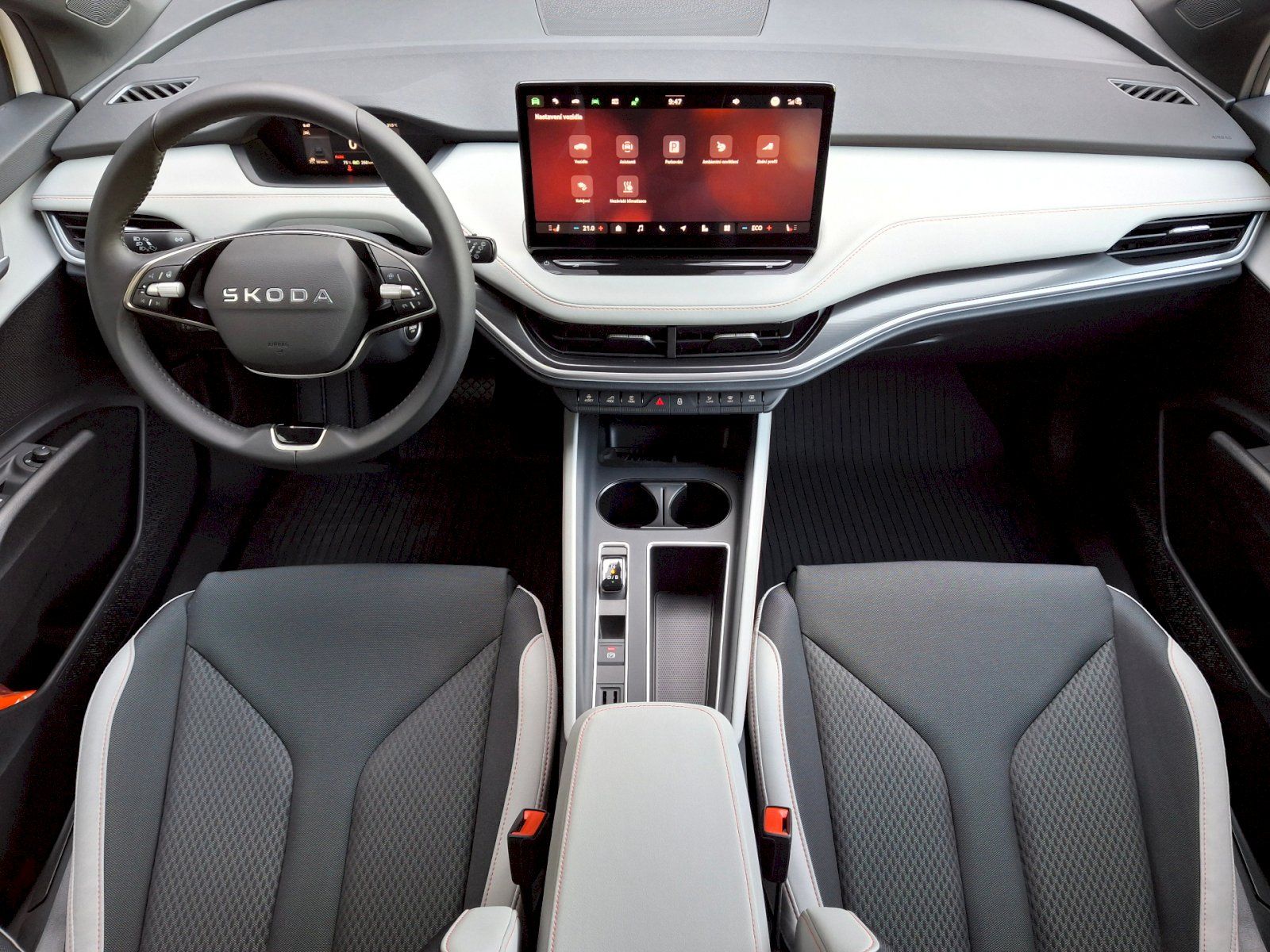 Škoda Elroq, Premium Lodge 50 125kW - fotka 5